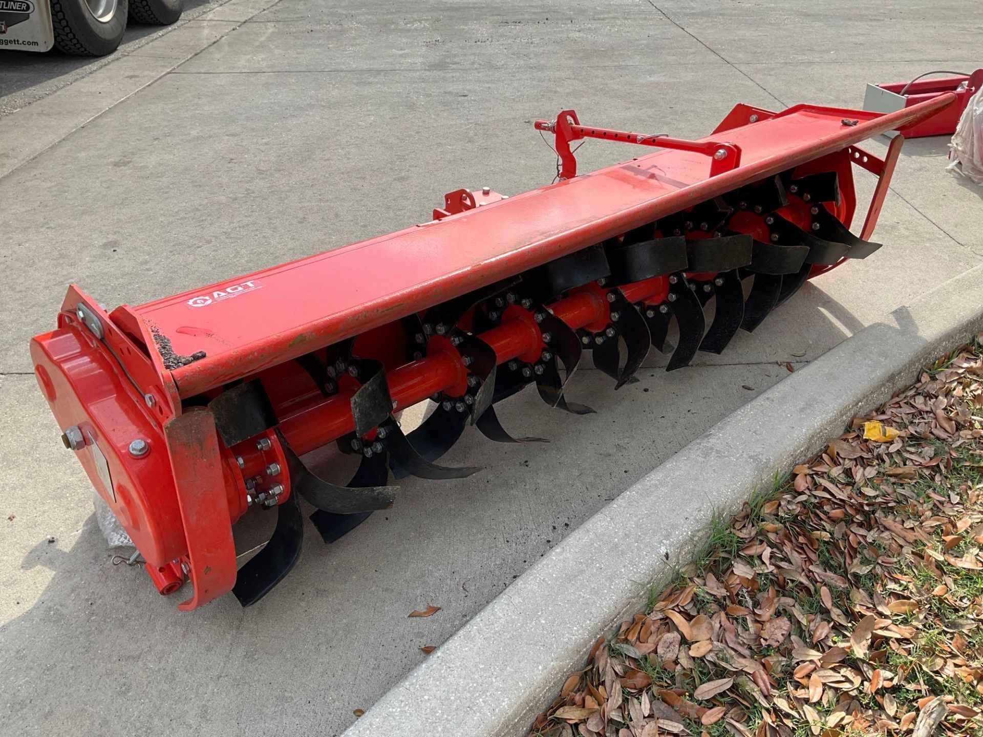 UNUSED 2022 MOWER KING HEAVY DUTY 3 POINT ROTARY TILLER ATTACHMENT MODEL TAS81 FOR UNIVERSAL SKID ST