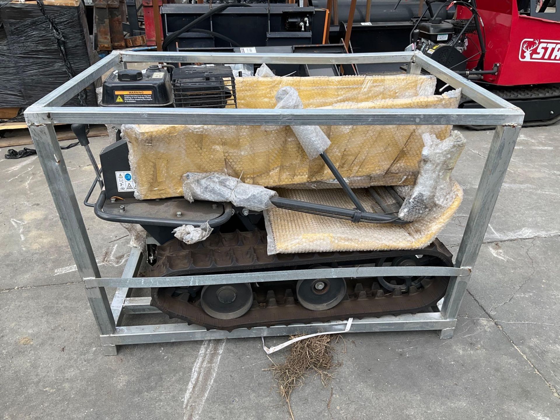 UNUSED MINI TRANSPORTER MODEL KT-MD300CLD, GAS POWERED, LONCIN 196cc MOTOR, RUBBER TRACKS - Image 4 of 11