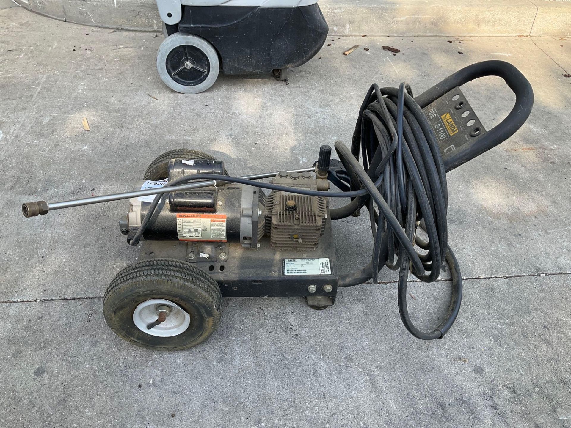 LANDA PRESSURE WASHER MODEL PDE 2-1100 WITH BALDOR COMMERCIAL MOTOR, APPROX 120V, PHASE 1, APPROX 10 - Image 2 of 12