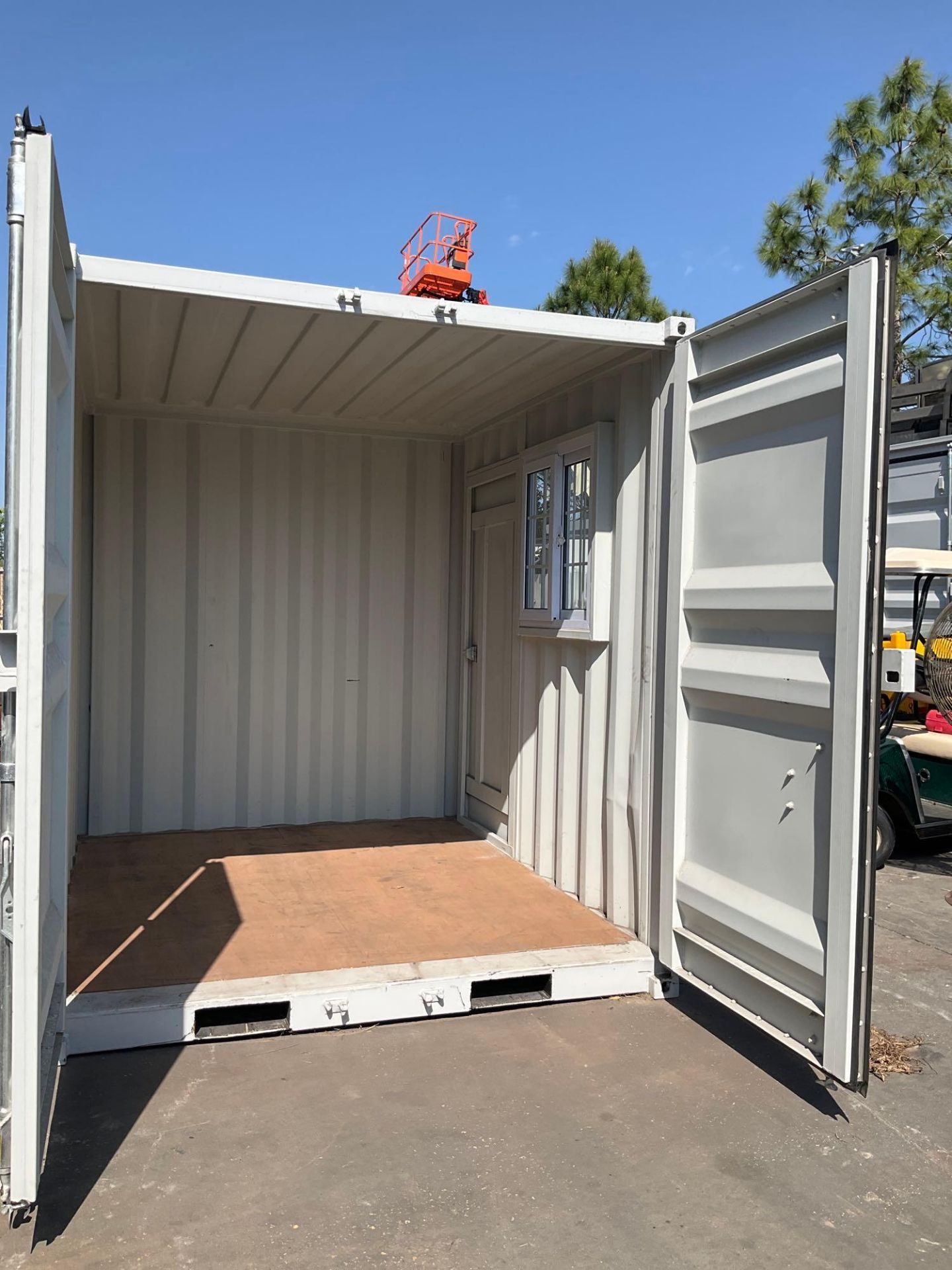 9' OFFICE / STORAGE CONTAINER, FORK POCKETS WITH SIDE DOOR ENTRANCE & SIDE WINDOW, APPROX 99'' T x 8 - Image 9 of 11