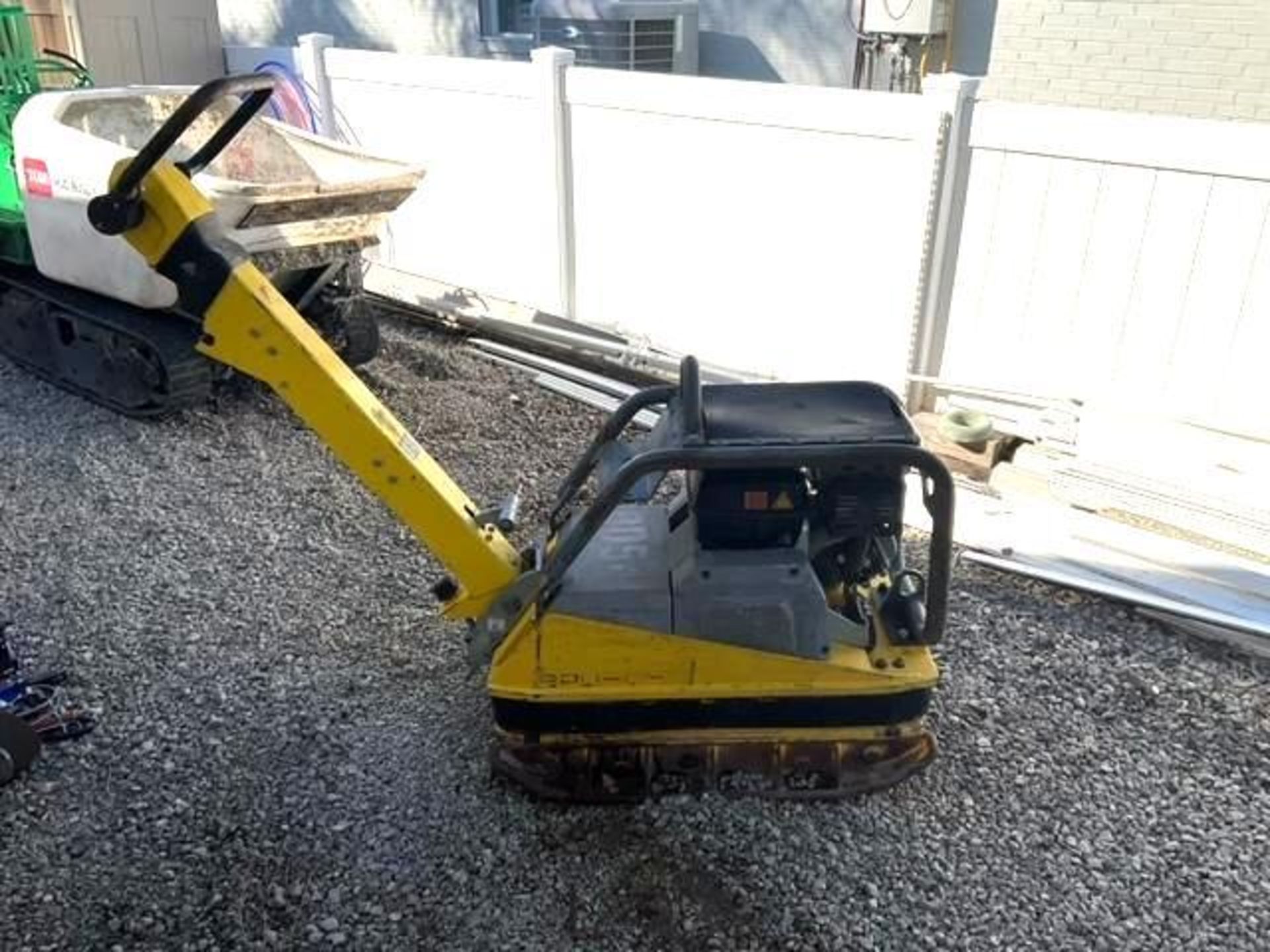 2020 WACKER NEUSON VIBRATORY PLATE COMPACTOR MODEL BPU4045A, GAS POWERED, HONDA ENGINE , APPROX 5.1 - Image 2 of 5