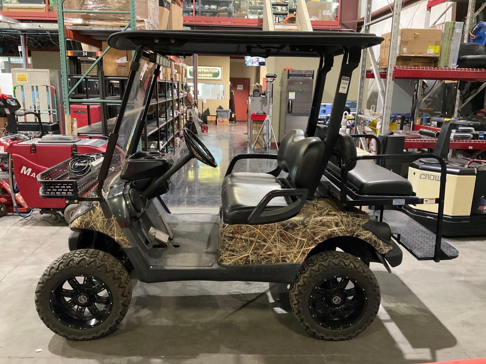 YAMAHA GOLF CART , ELECTRIC , APPROX 48 VOLTS , NEXT CAMO EVO, BACK SEAT FOLDS DOWN TO FLAT BED, UTI - Image 2 of 16