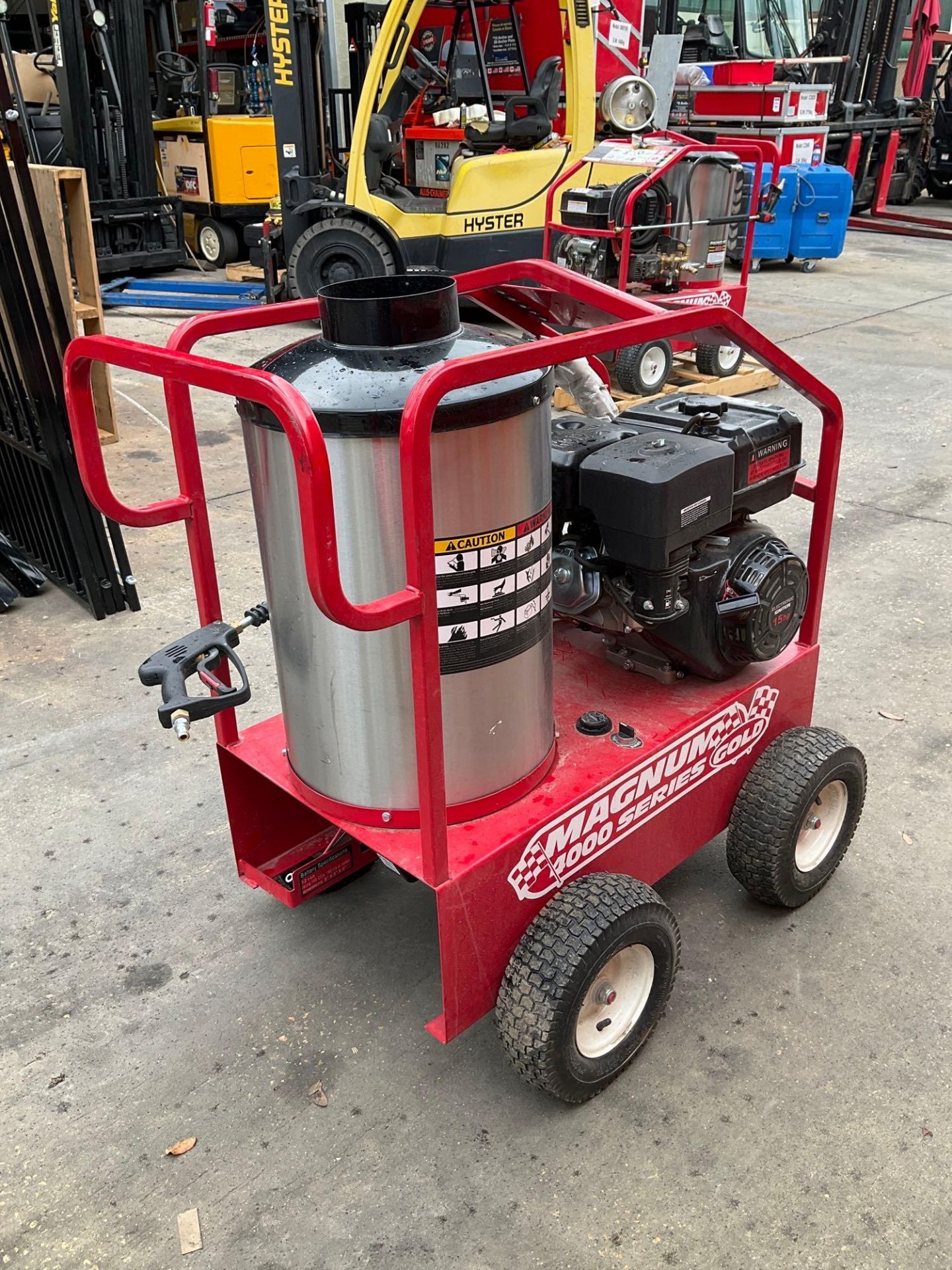 UNUSED 2023 MAGNUM 4000 SERIES GOLD HOT WATER PRESSURE WASHER,DIESEL GAS POWER, ELECTRIC START, APPR - Image 8 of 11