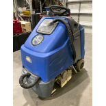 WINDSOR CHARIOT iEXTRACT COMMERCIAL STAND ON EXTRACT CLEANER, ELECTRIC, APPROX 36 VOLTS, NEW BATTERI
