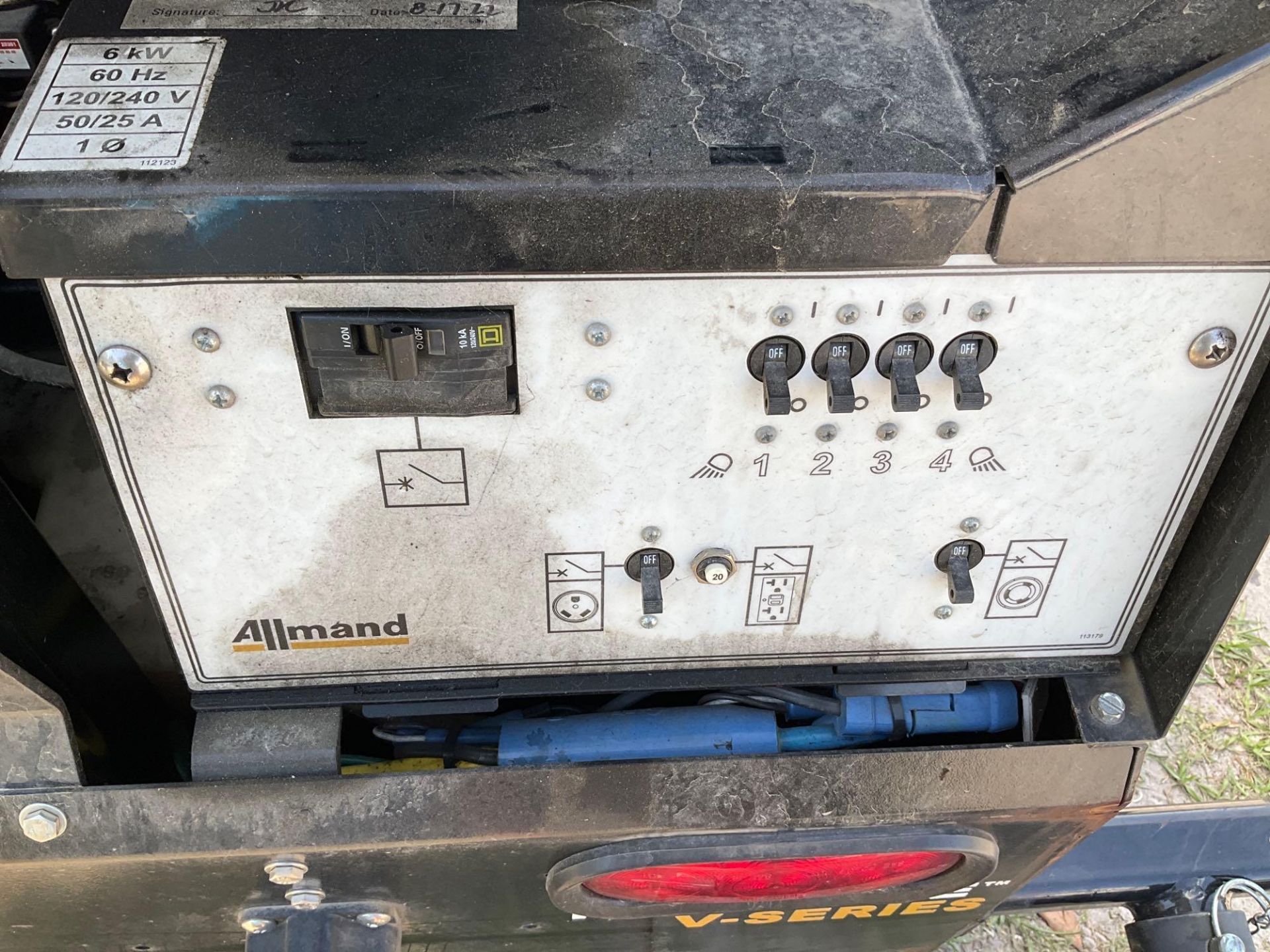 2018 ALLMAND NIGHT-LITE V-SERIES GENERATOR WITH LIGHT TOWER, DIESEL, MITSUBISHI ENGINE, TRAILER MOUN - Image 10 of 19