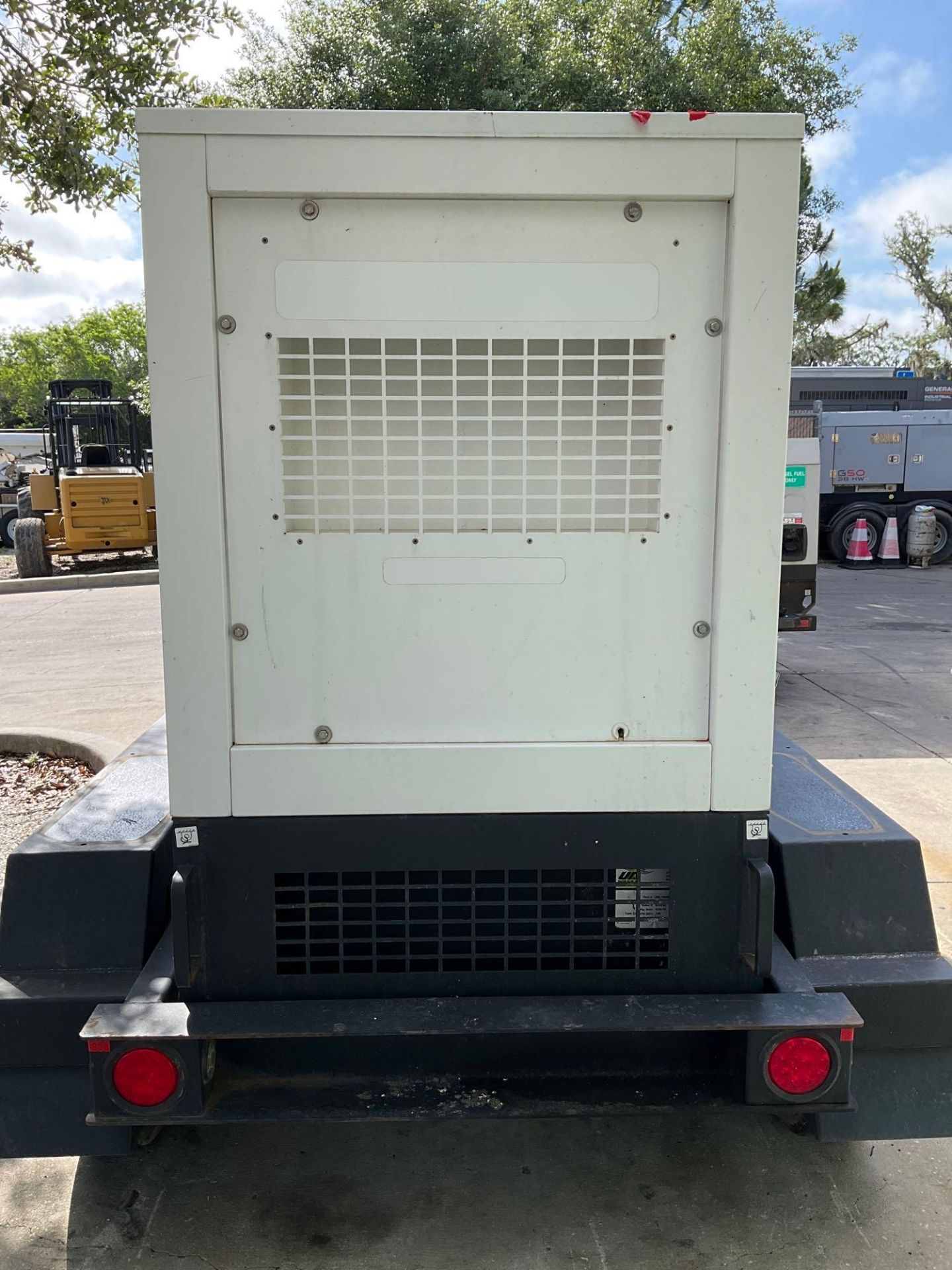 2018 GENERAC MAGNUM 75 GENERATOR MODEL MDG75, DIESEL, JOHN DEERE ENGINE, TRAILER MOUNTED, PHASE 1/3, - Image 5 of 23