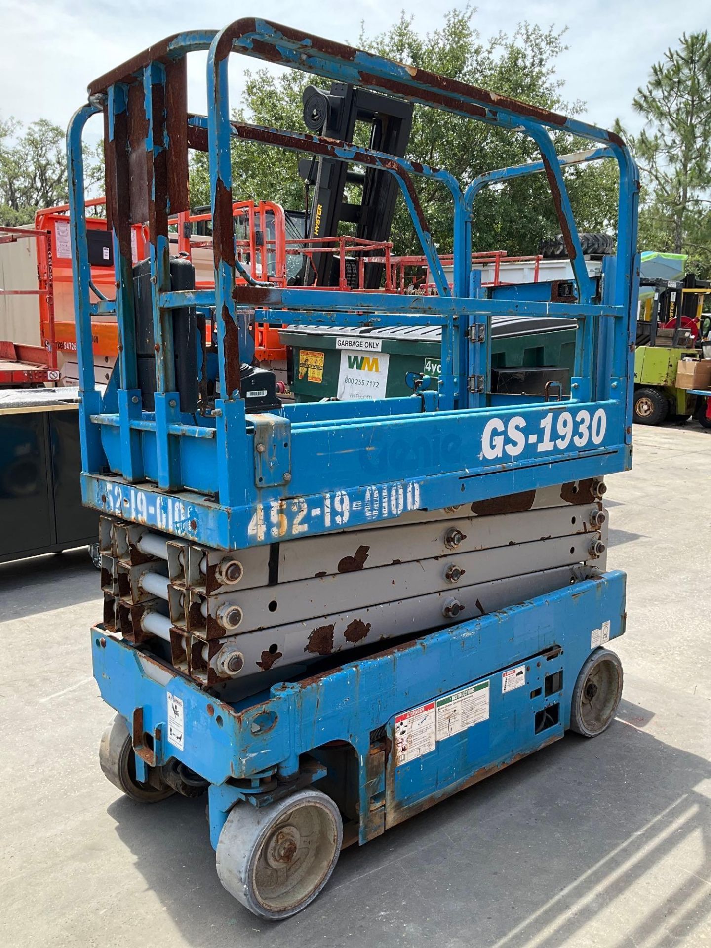 GENIE SCISSOR LIFT MODEL GS1930, ELECTRIC, APPROX MAX PLATFORM HEIGHT 19FT, BUILT IN BATTERY CHARGER - Image 3 of 12