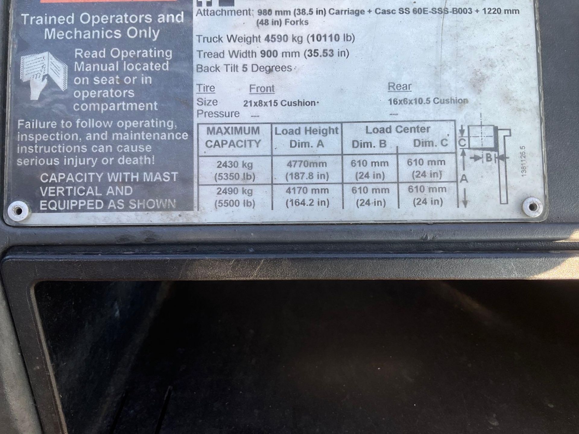 HYSTER 60 FORKLIFT MODEL S60XM, LP POWERED, APPROX MAX CAPACITY 5500LBS - Image 12 of 13