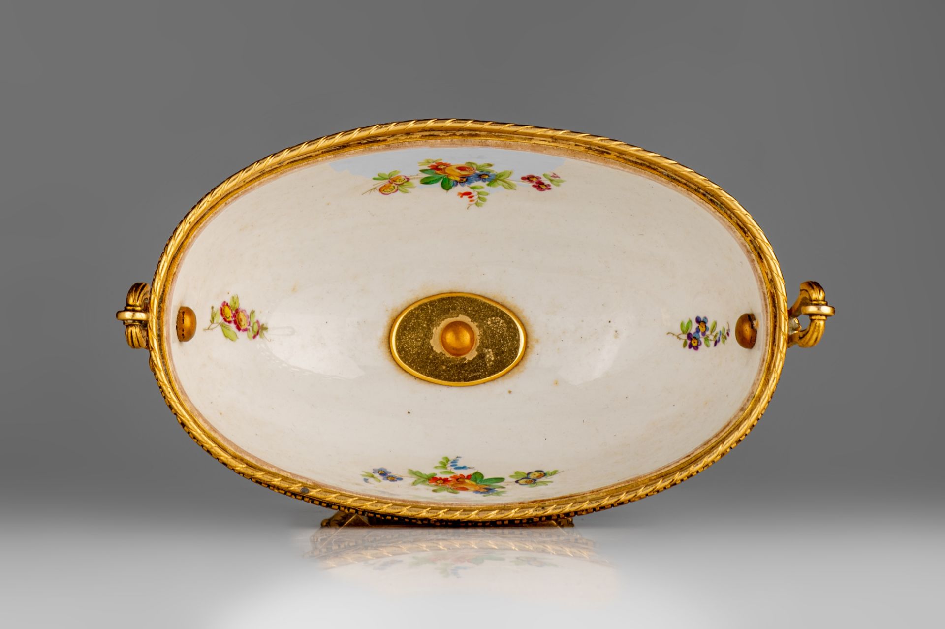 A three-piece Sèvres garniture set, decorated with gallant scenes, signed 'J. Césana', H 28,5 - 42,5 - Image 6 of 15