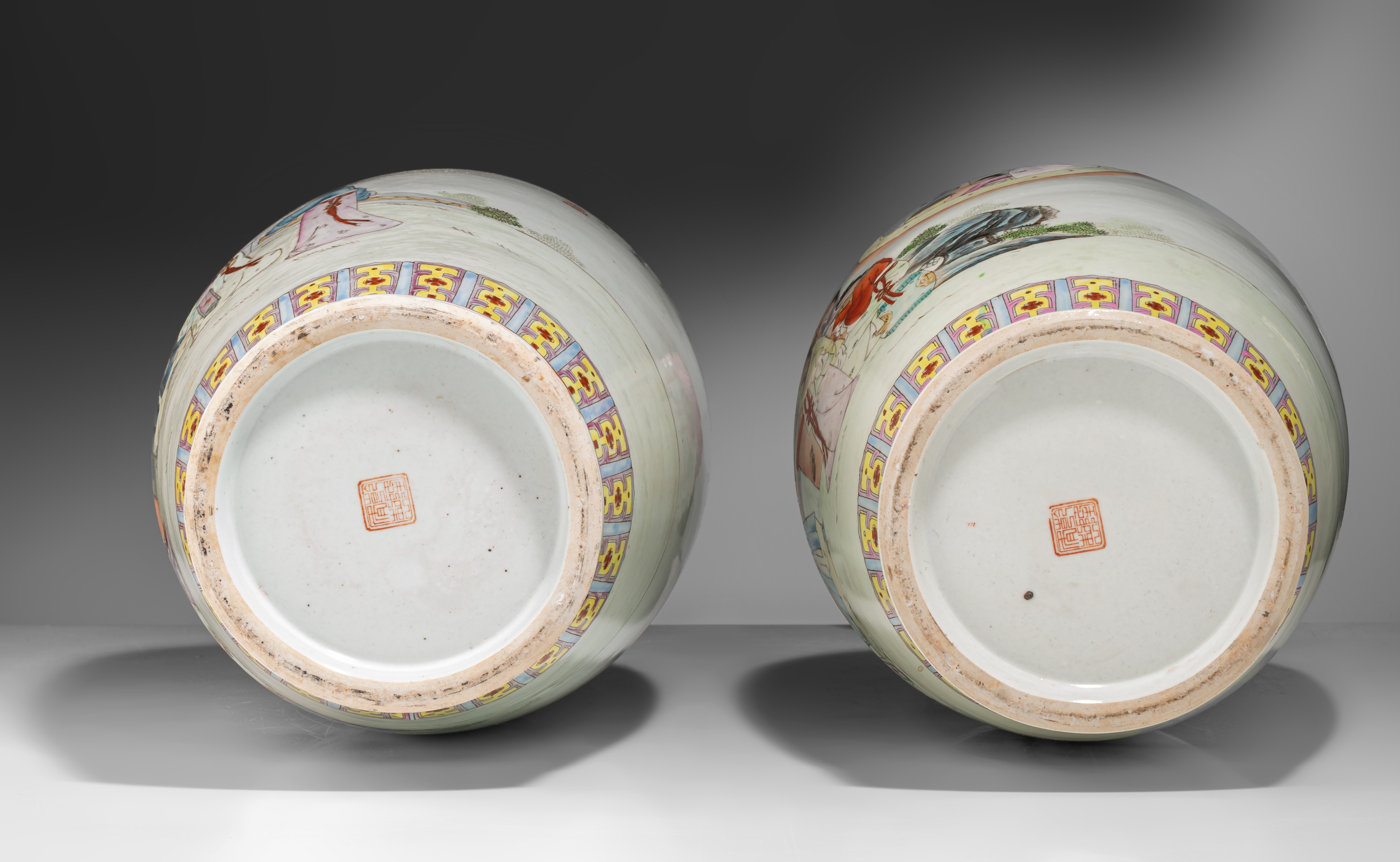 A pair of Chinese famille rose vases, 20thC, H 61 cm - Image 7 of 7