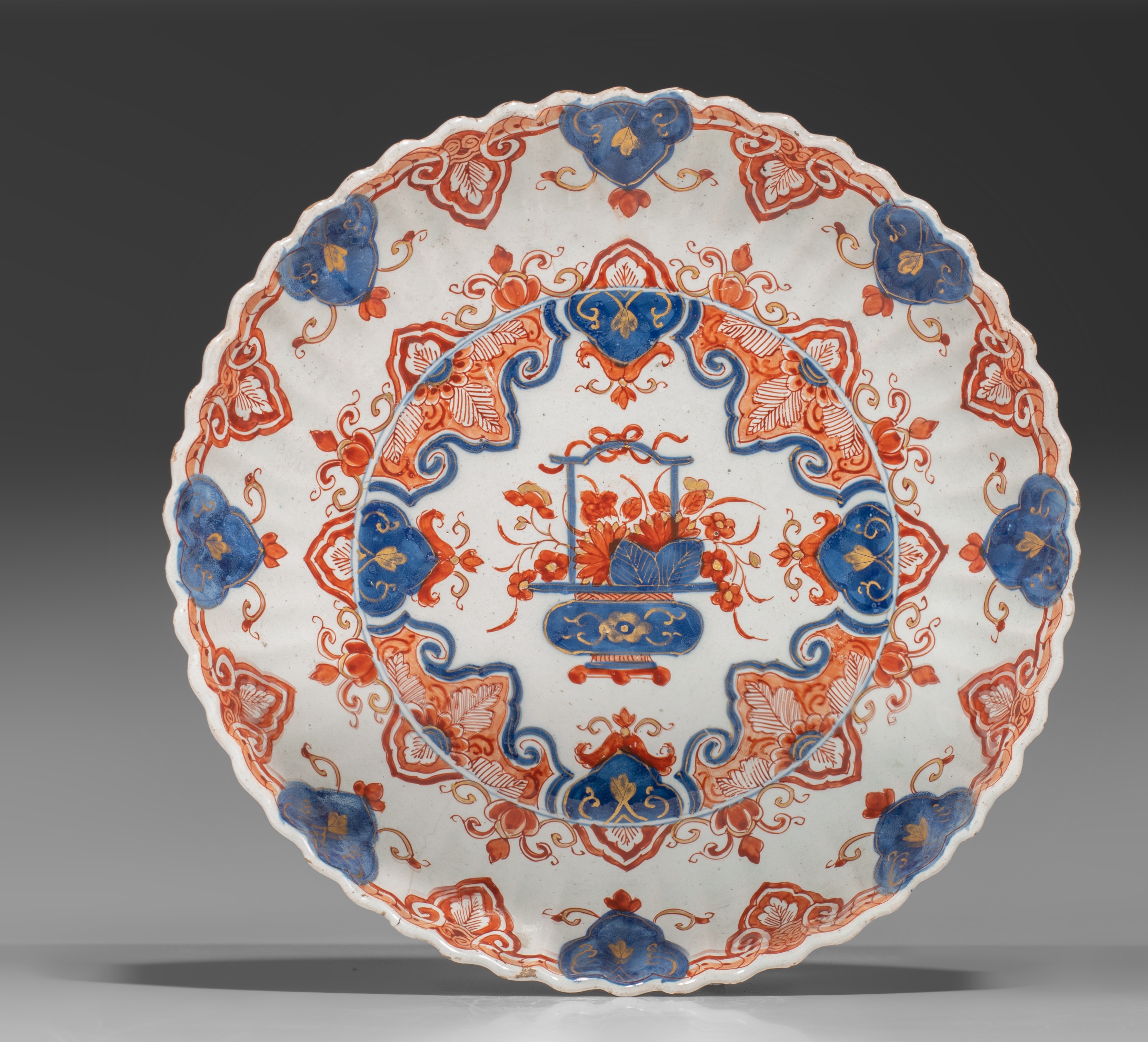 A various collection of 17th/18thC Dutch Delft Imari-style plates and a saucer, ø 22 / H 6 cm - Image 5 of 14