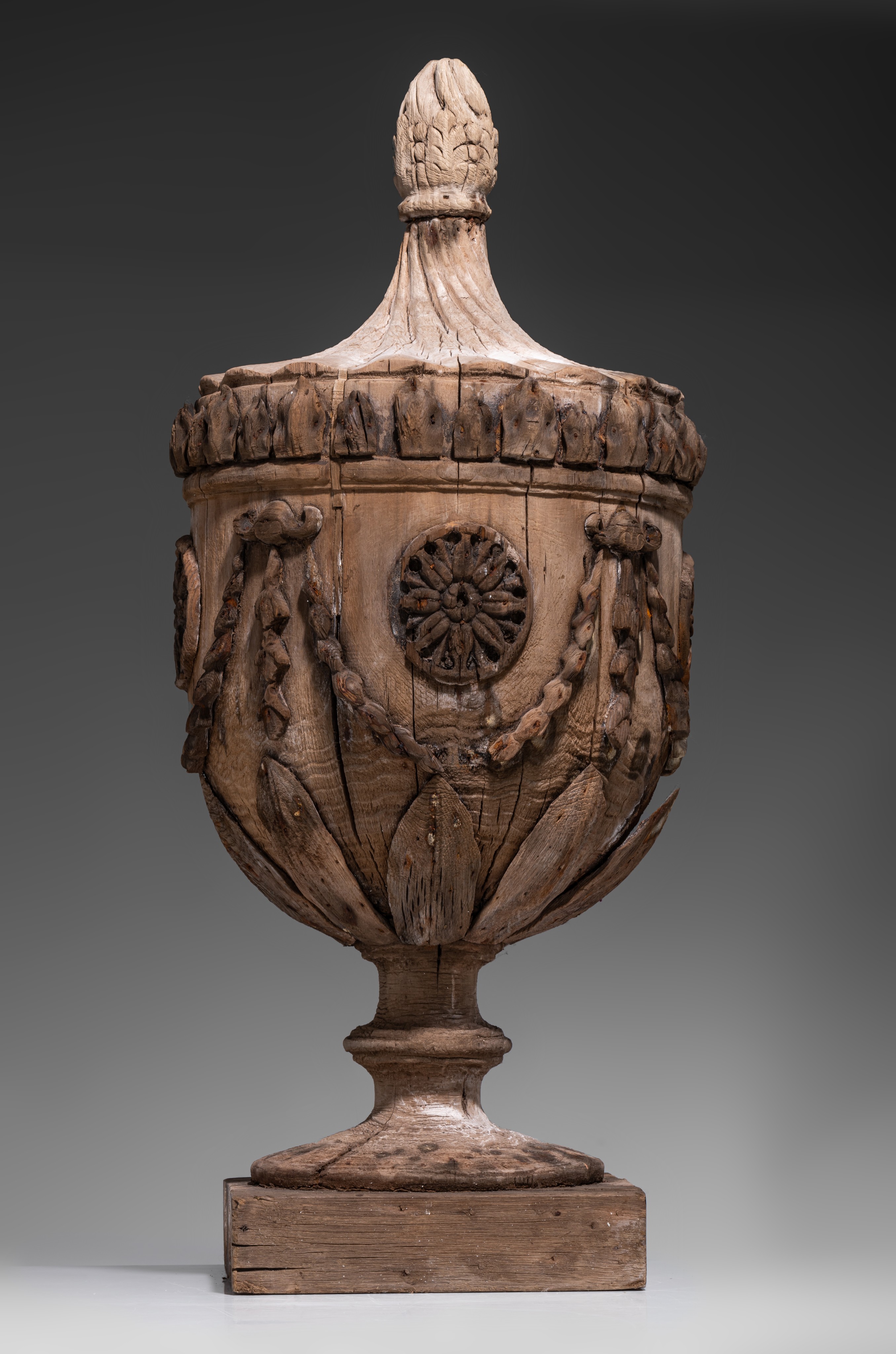 A pair of Gustavian wooden trophies, 18thC, H 77 cm - Image 24 of 26