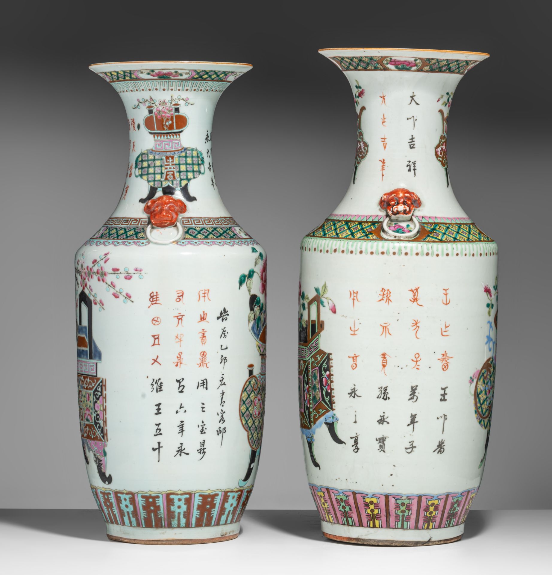 Two Chinese famille rose 'One Hundred Treasures' vases, paired with Fu lion head handles, 19thC, H 5 - Image 5 of 6