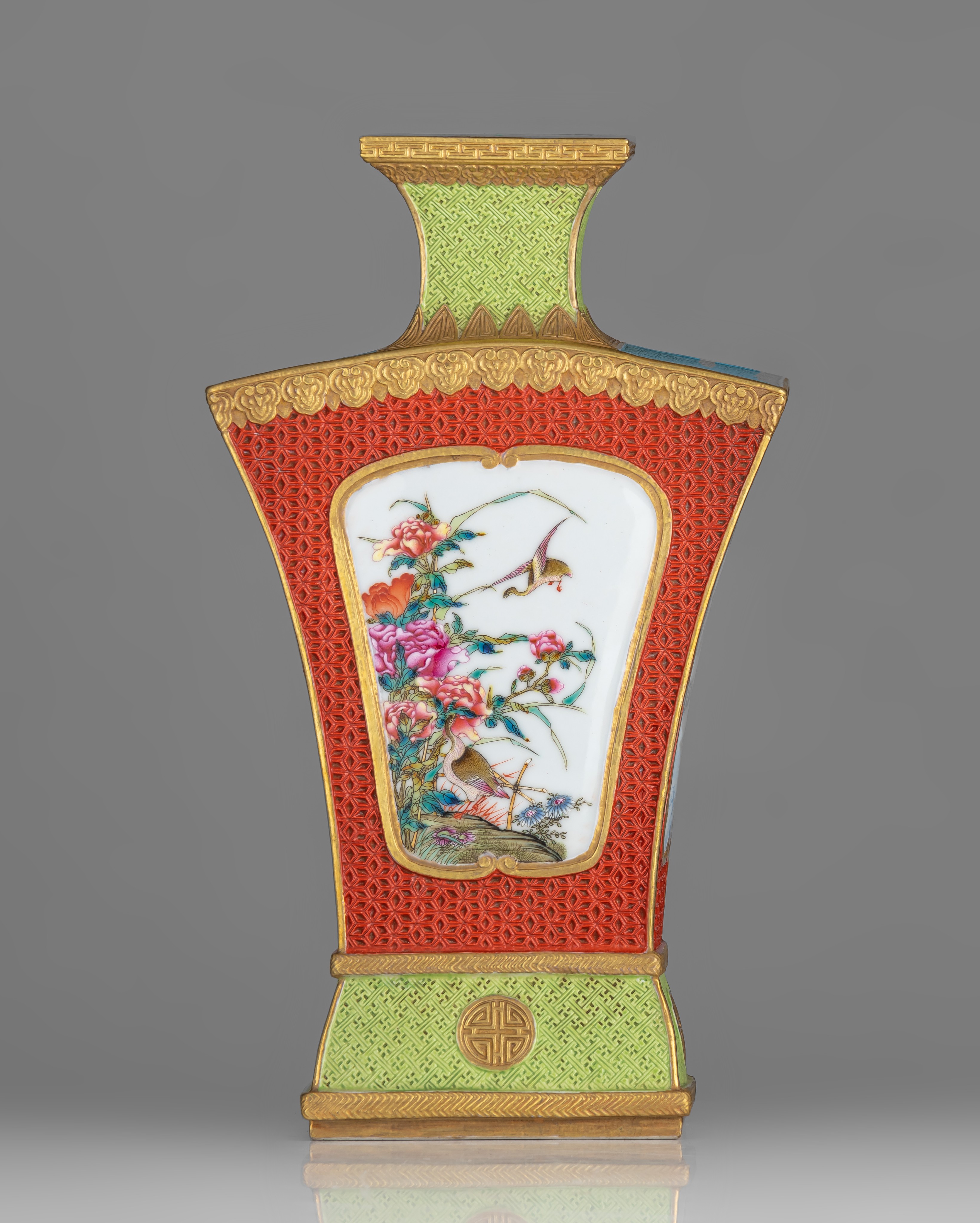 A Chinese famille rose Hu vase, with a Qianlong mark, 20thC, H 31 cm - Image 2 of 8