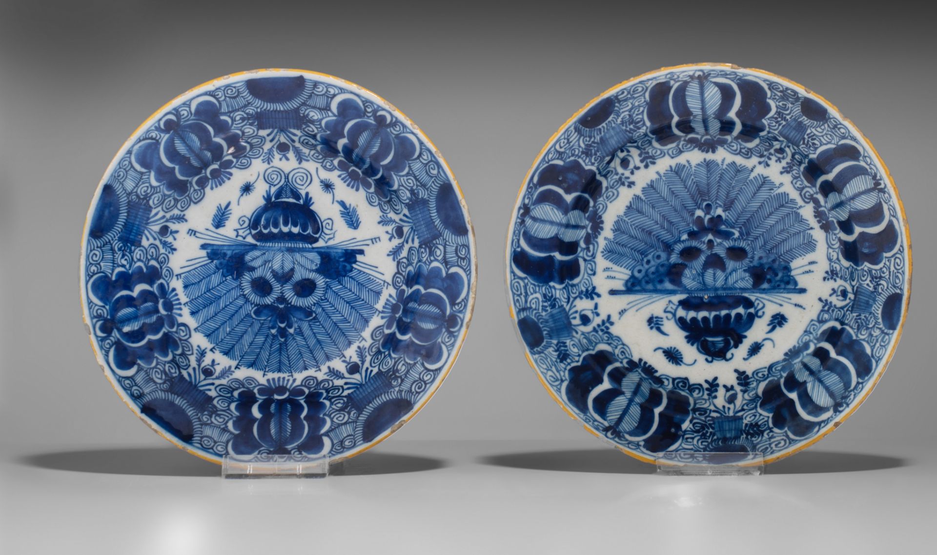 A pair of 18thC Delft plates by Geertruy Verstelle, added 12 blue and white plates, ø 16 - 34 cm - Image 10 of 17