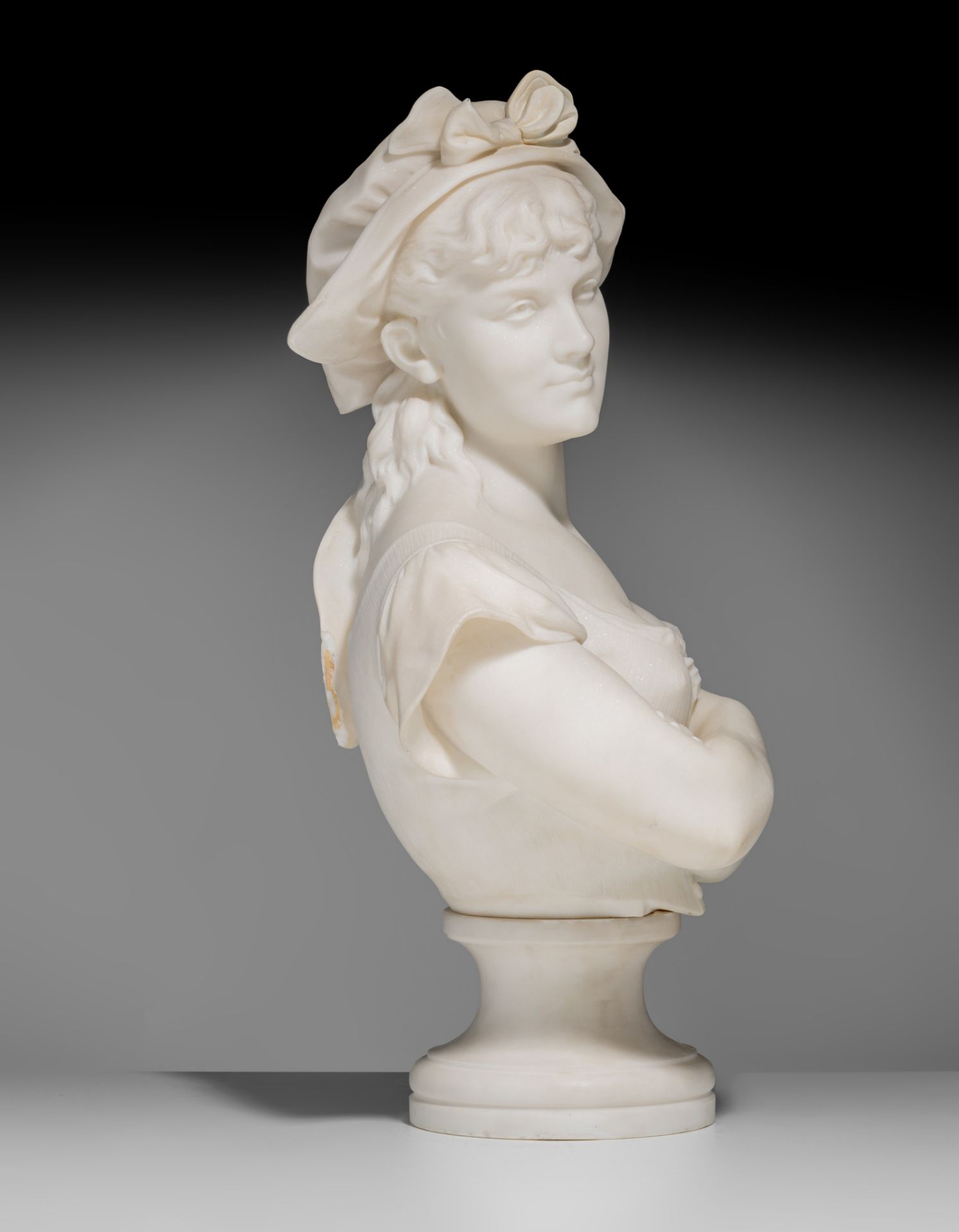 A Carara marble bust of a girl, H 56 cm - Image 8 of 11