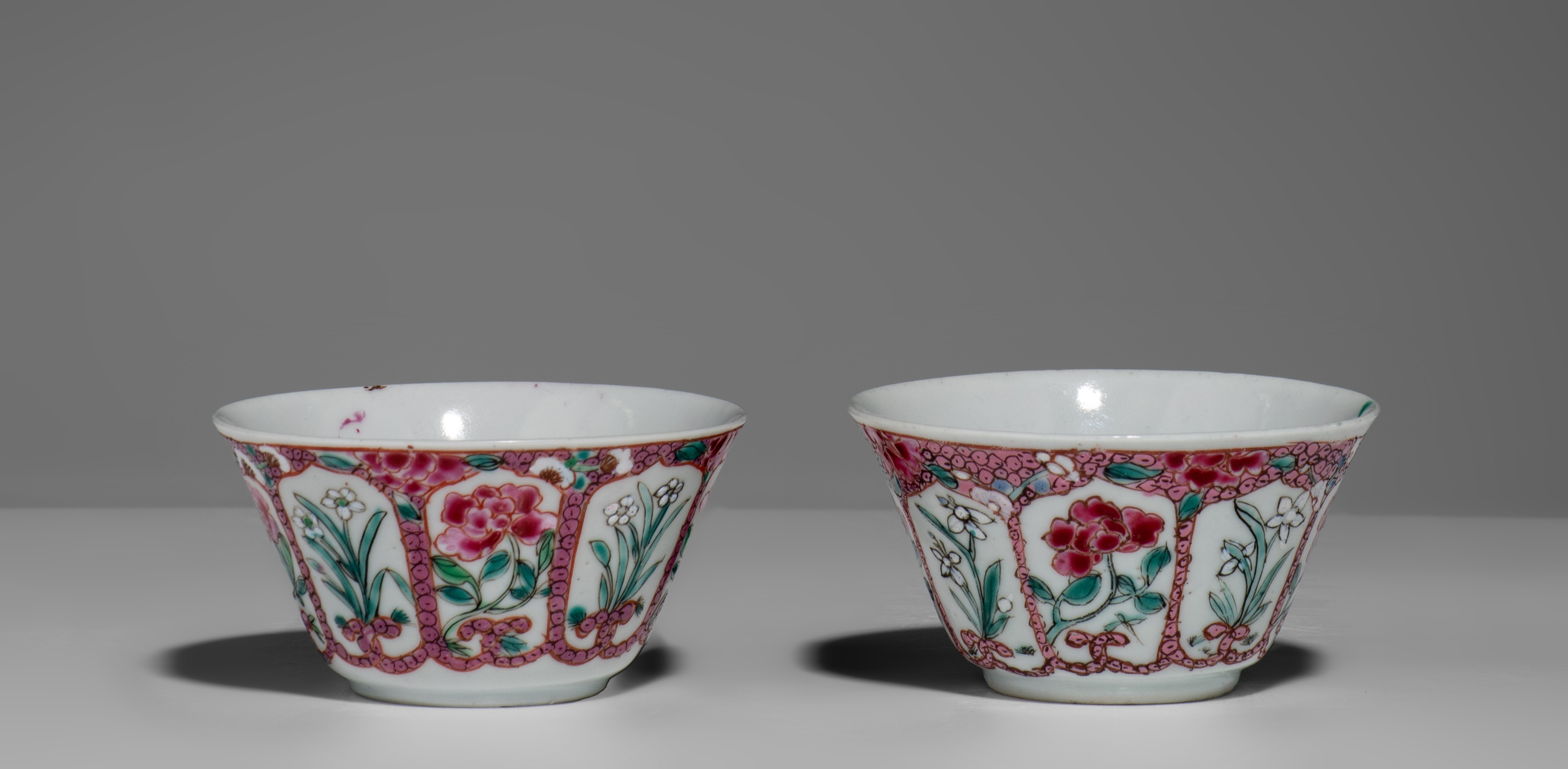 A set of Chinese famille rose and famille noire cup and saucer, and a second cup, 18thC, H 4 - ø 7 ( - Image 5 of 8