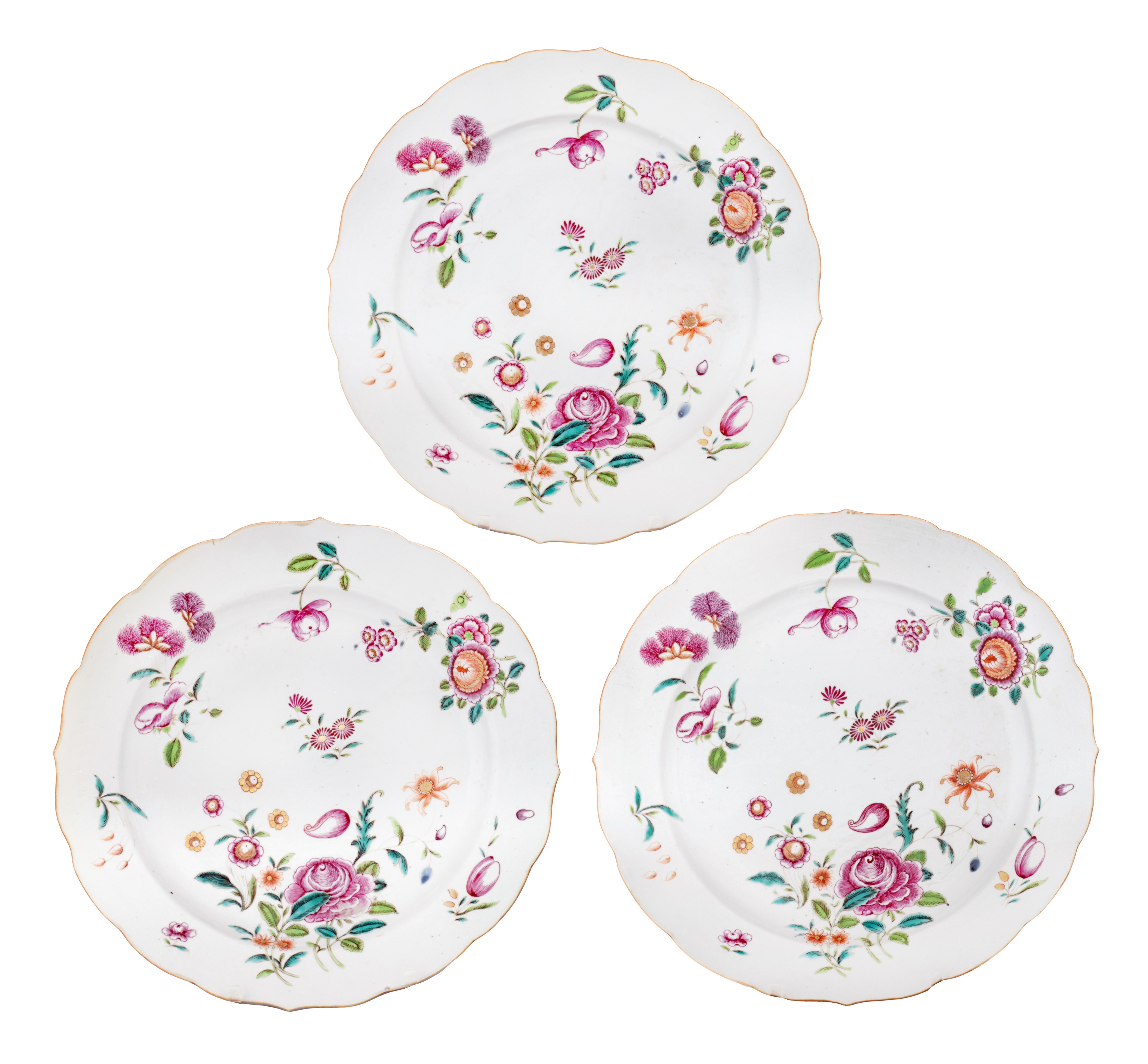 Three Chinese famille rose foliate-shaped export porcelain chargers, 18thC, ø 34,5 - 38 cm
