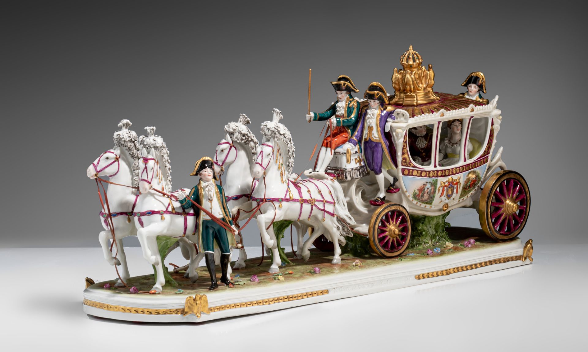 A Saxony porcelain group of the bridal chariot of Napoleon Bonaparte, H 29 - W 67 cm - Image 8 of 10