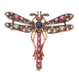 A dragonfly-shaped brooch in 18ct yellow gold, set with emeralds, rubies and sapphires, H 5,1 cm - 1