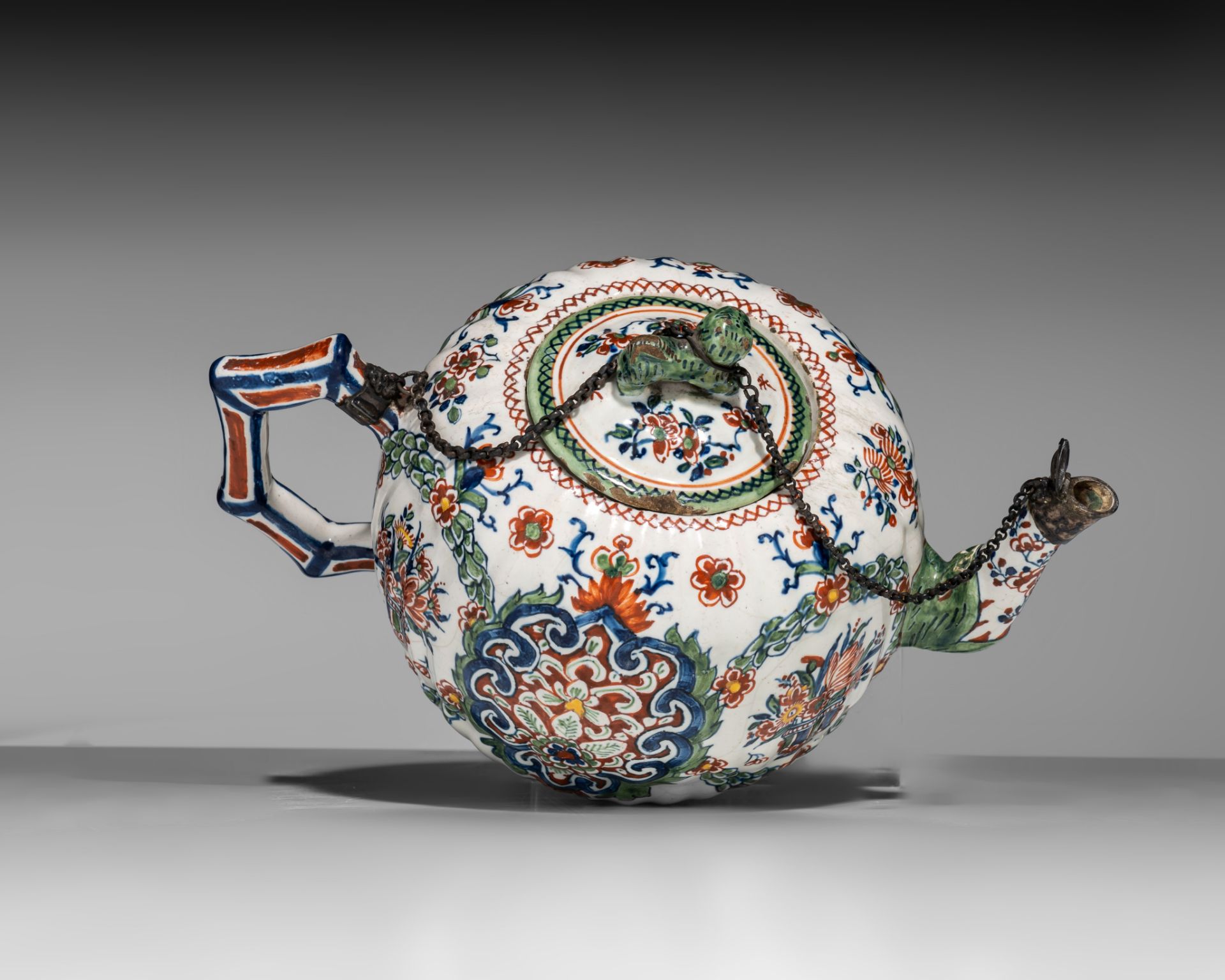 An 18thC Dutch Delft Kakiemon-style teapot, marked Lambertus van Eenhoorn, H 12 cm - Image 7 of 10