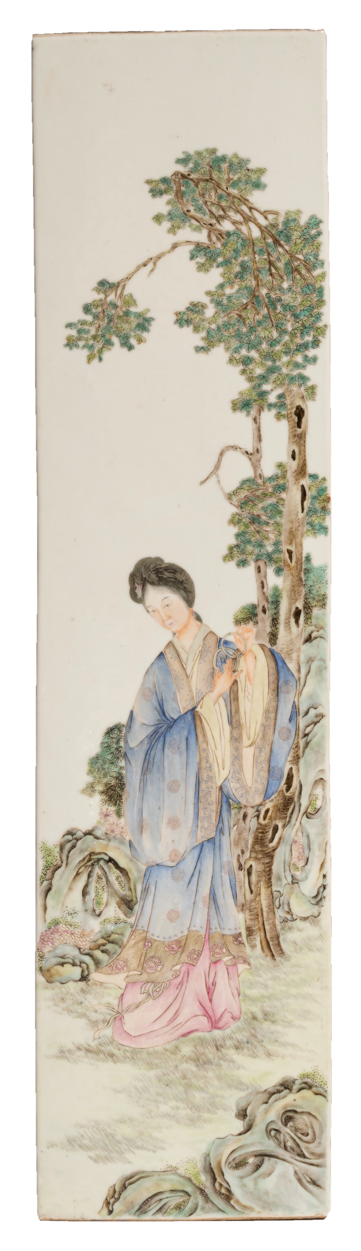 A Chinese famille rose 'Beauty in a garden' plaque, Republic period, 76,5 x 19,2 cm - Image 2 of 6