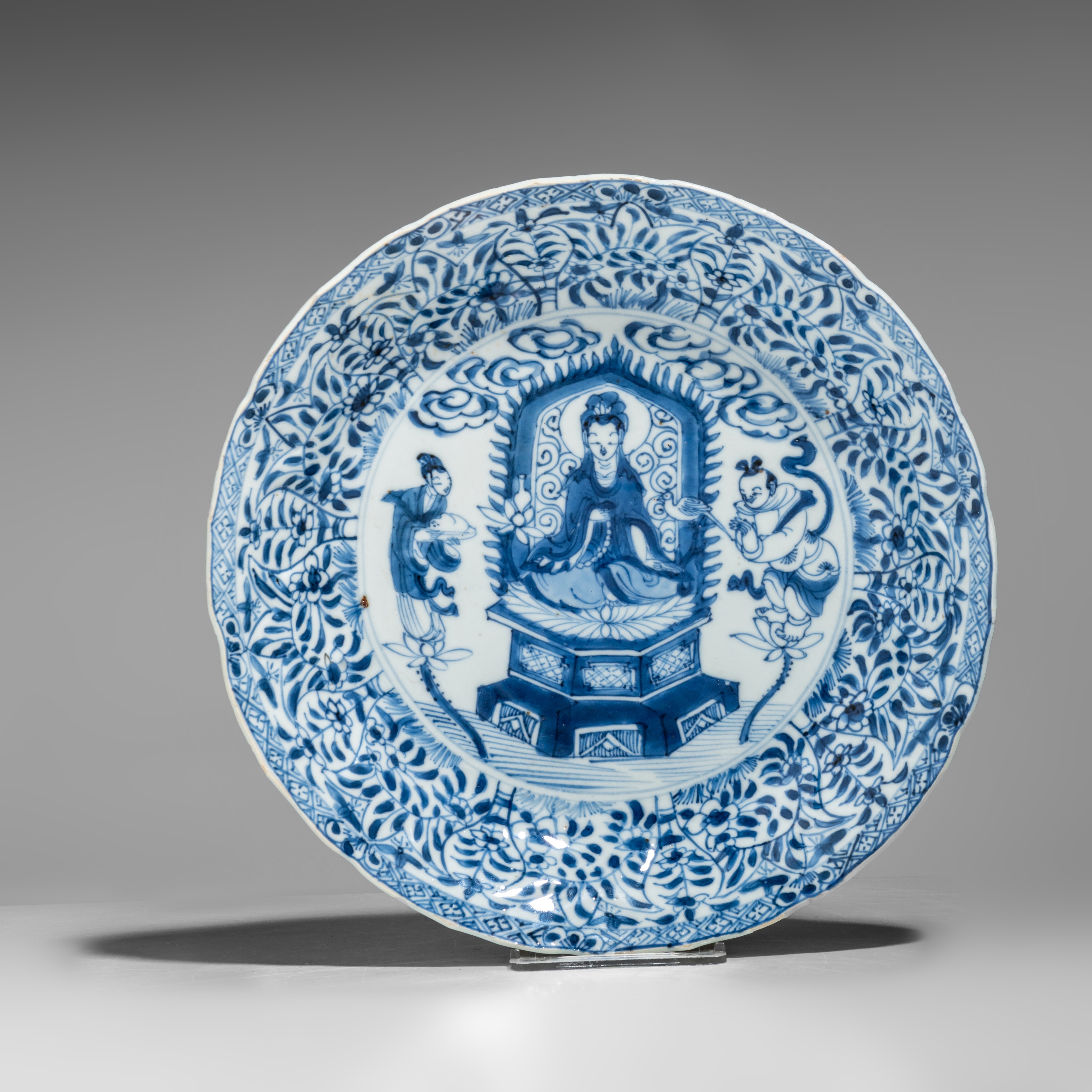 A Chinese Blue And White 'Buddhist' Dish, Kangxi Period, ø 21,5 cm - Image 2 of 3