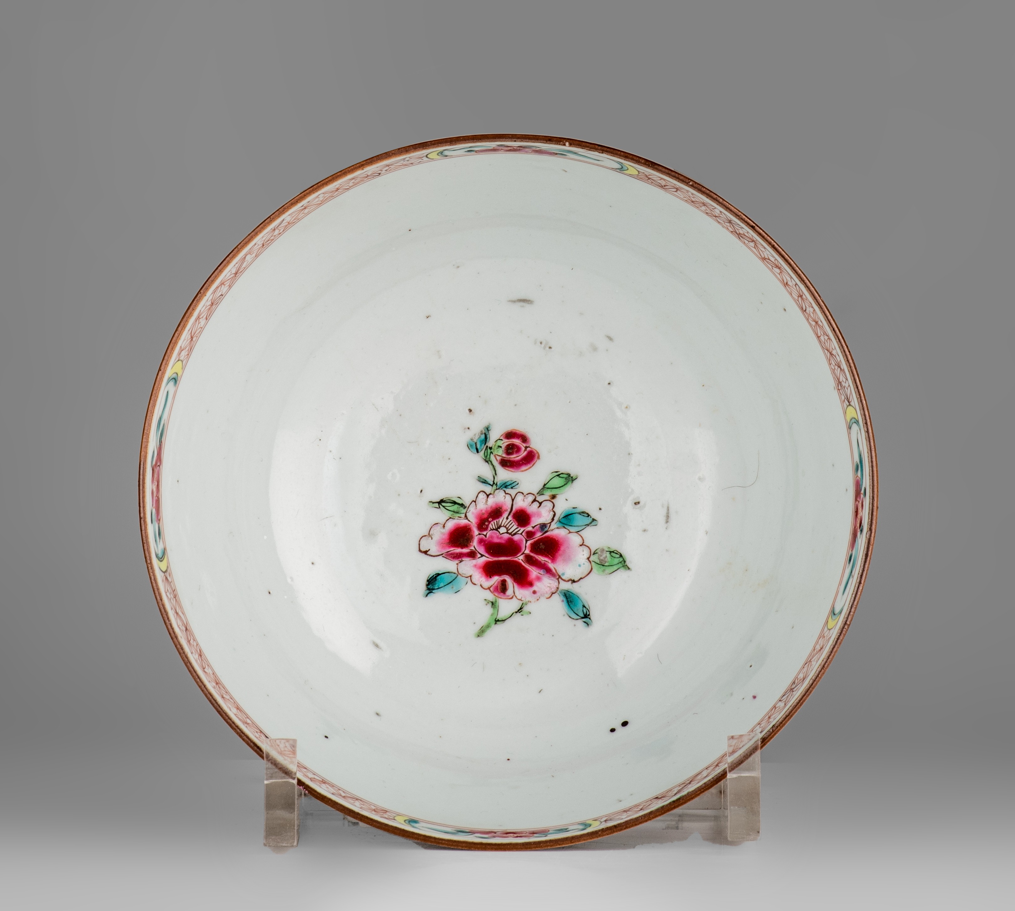 A collection of various Chinese porcelain ware, 18thC and later, largest ø 34,5 cm (5) - Image 27 of 45