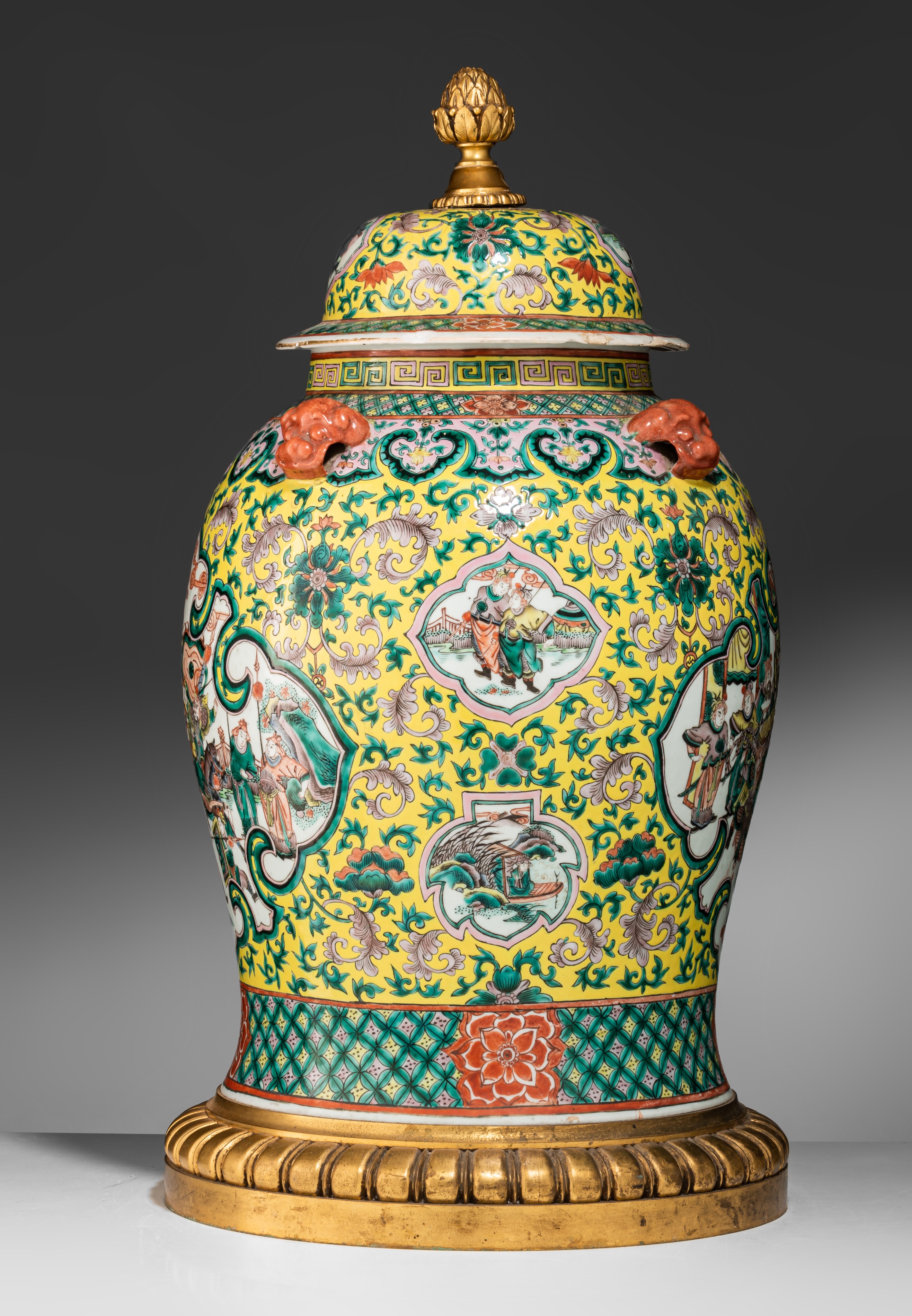 A Chinese famille rose covered vase, 19thC, H 53,5 - Total H 71 cm - Image 3 of 9