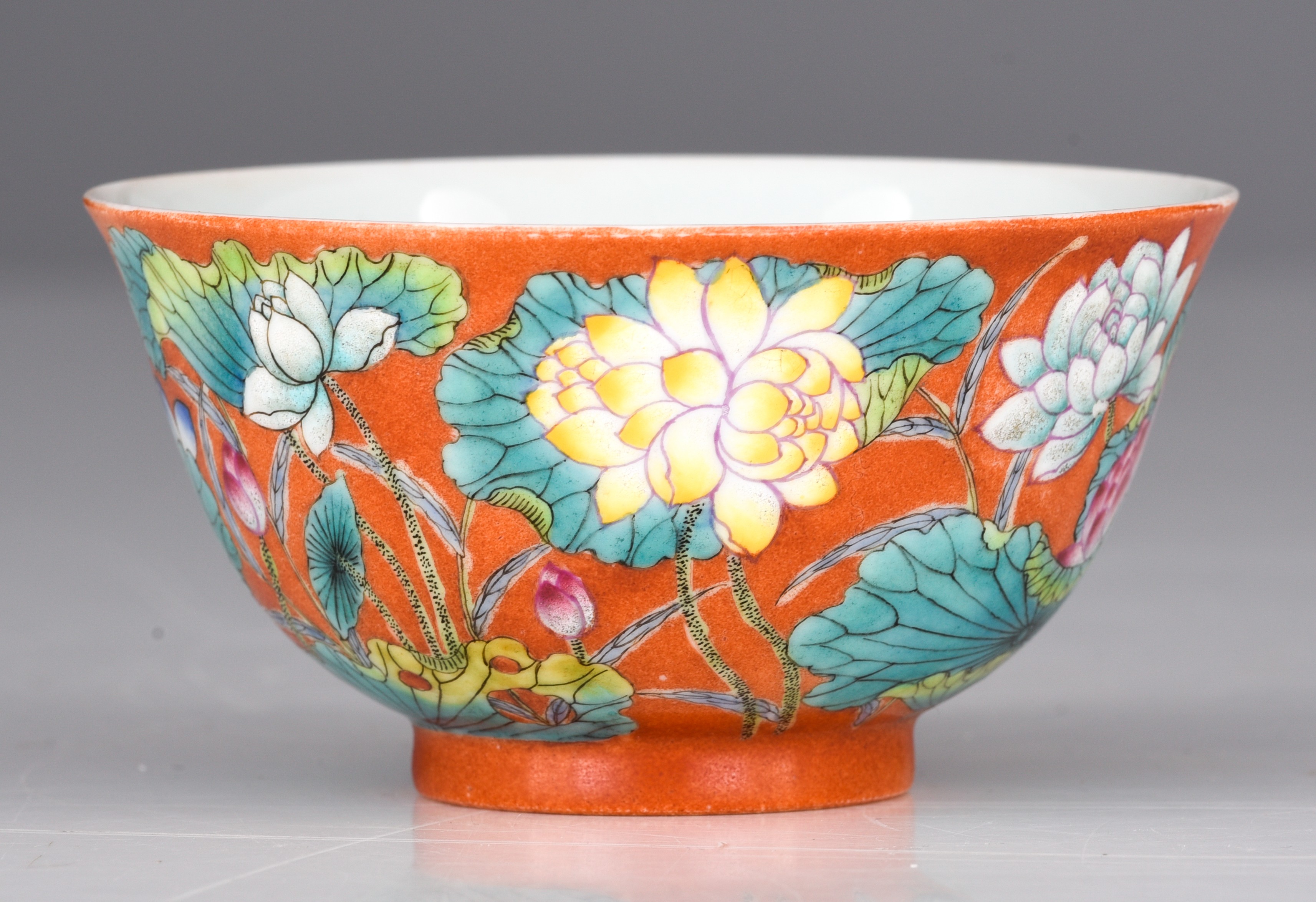 A Chinese famille rose bowl, with a Yongzheng mark - a blue and white bowl, with a Kangxi mark, ø 11 - Image 3 of 19