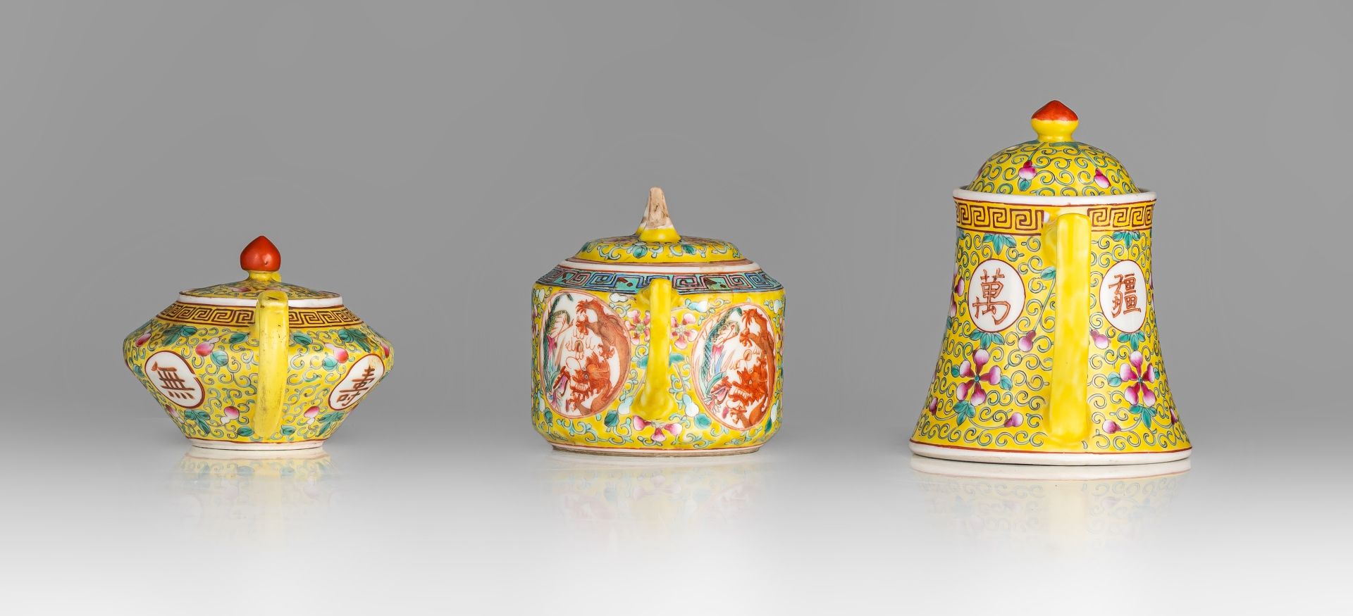 A three-piece Chinese famille jaune coffee ware, with a Guangxu mark, tallest H 15 cm - Image 5 of 18