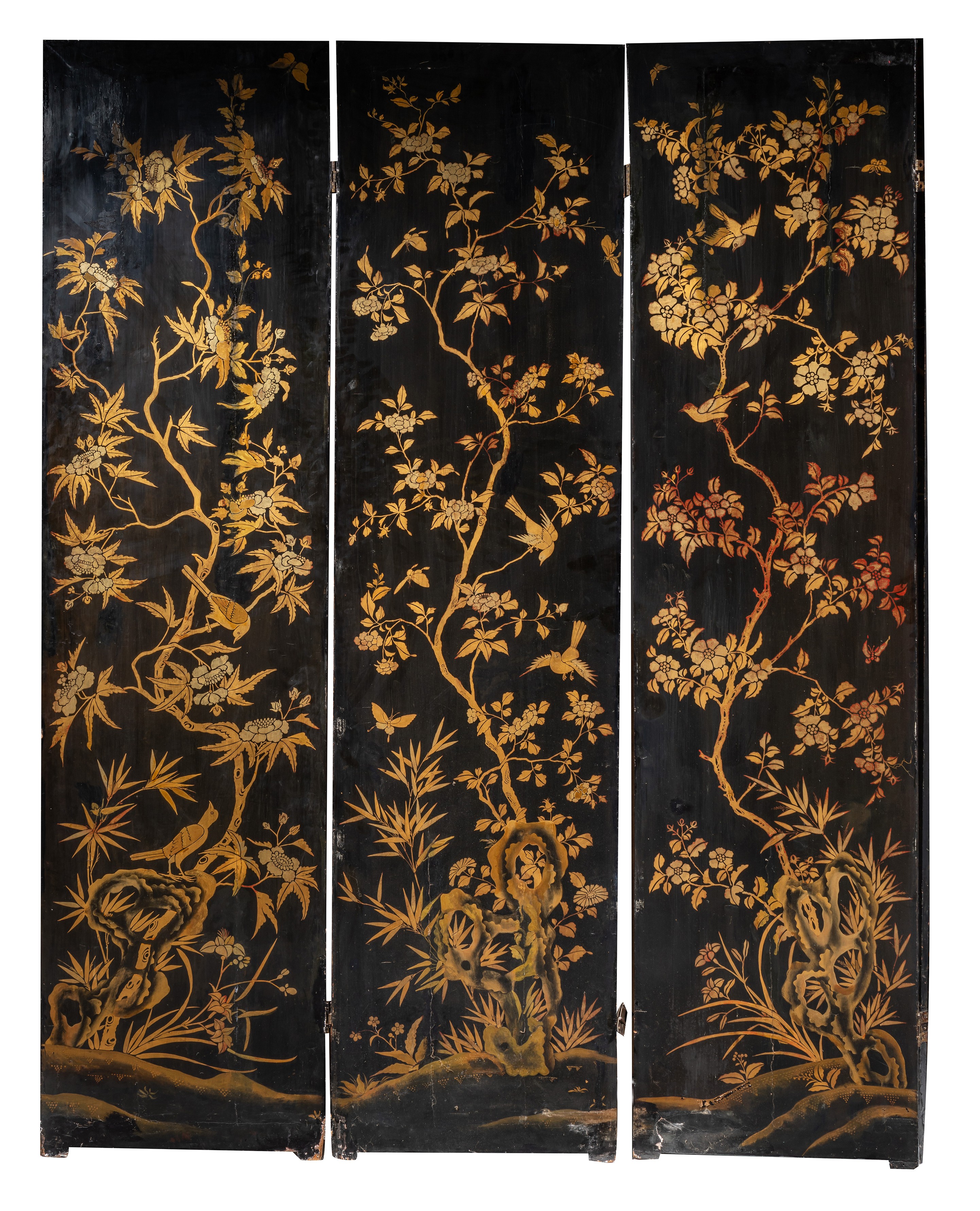 A Chinese export eight-panel gilt and black lacquer screen, late Qing dynasty, late 18thC/early 19th - Image 8 of 9