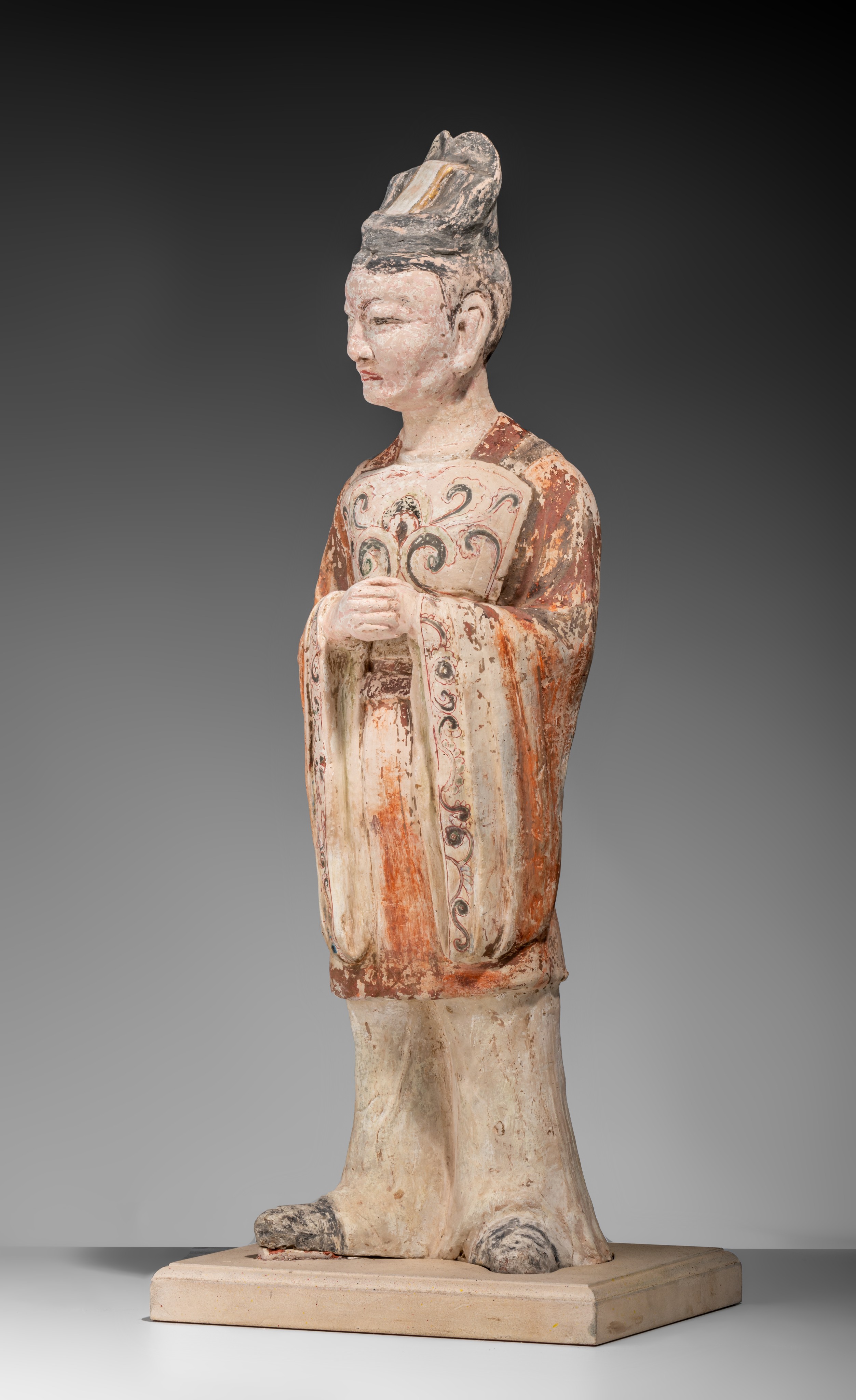 A series of two large Chinese painted pottery figures of officials, Tang dynasty, Total H 64,5 cm - Image 7 of 17