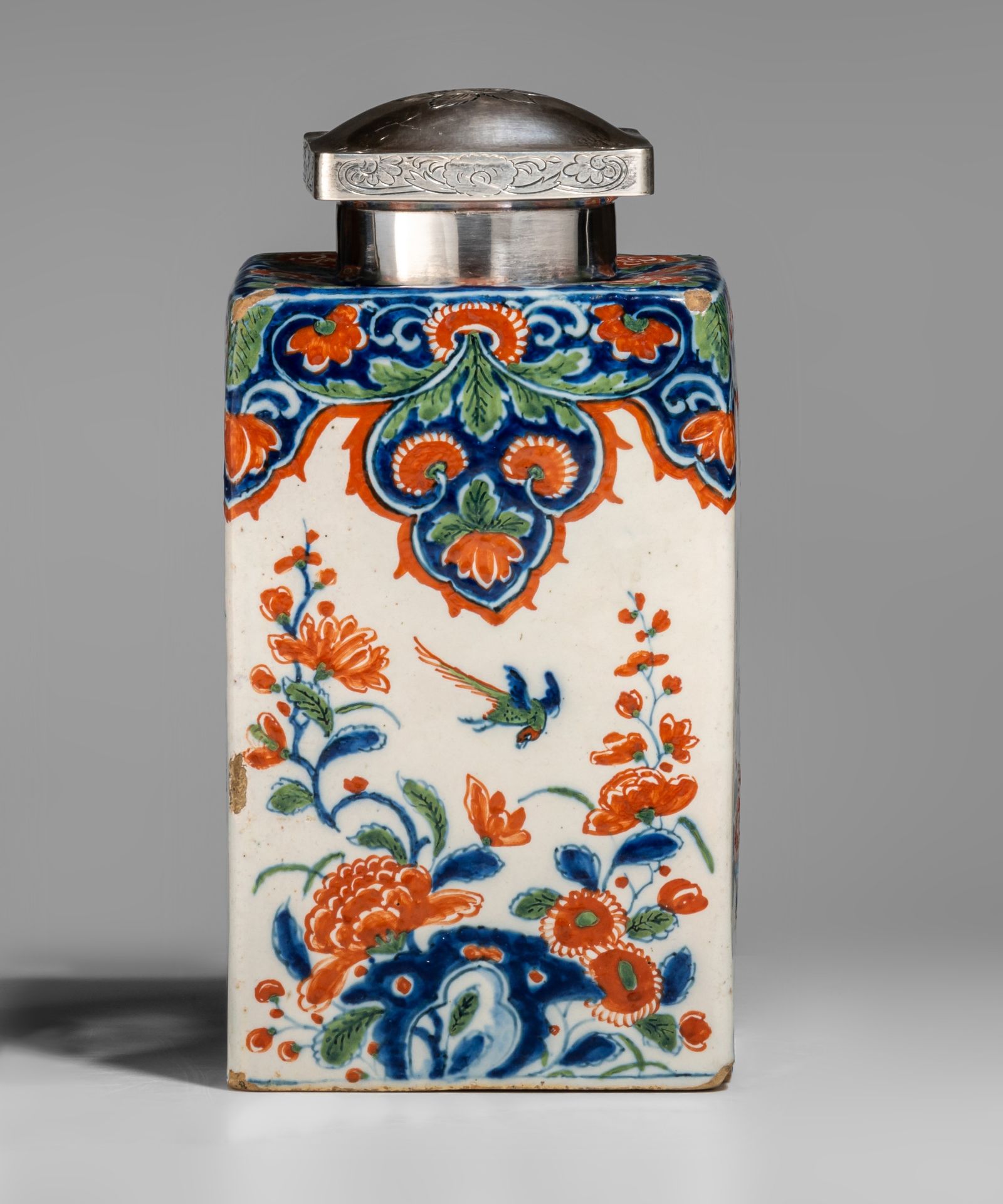 An 18thC Dutch Delft cashmere palette tea caddy, silver-mounted, H 17 cm - Image 6 of 9