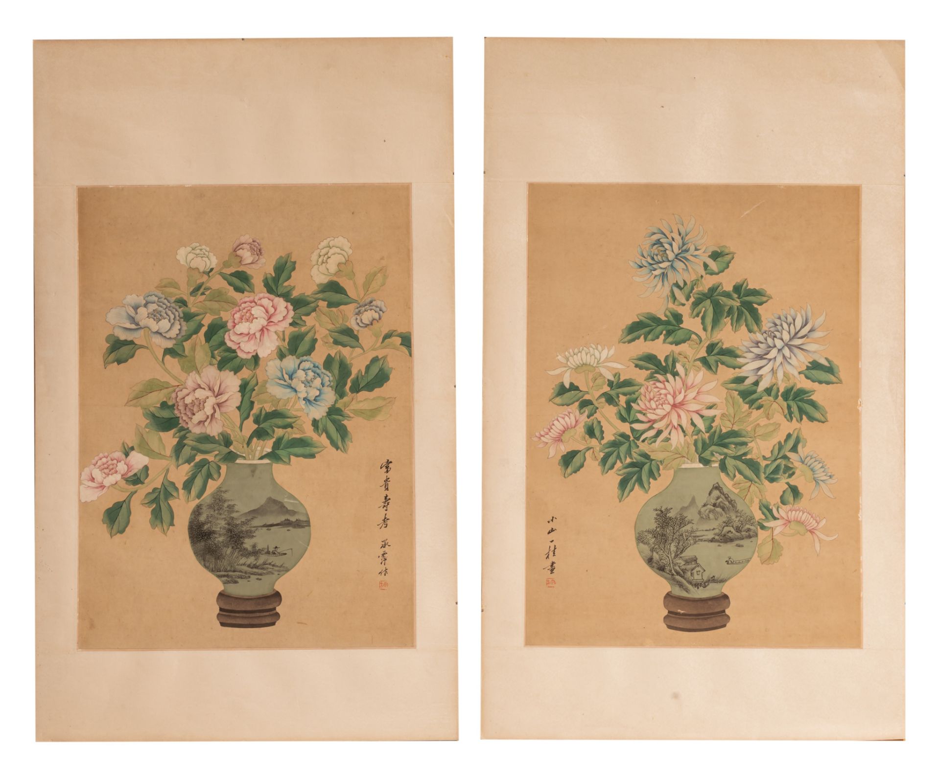 Two Chinese 'Flower vase' paintings, ink and watercolour on paper, signed, 50,3 x 36,5 cm (painting - Image 2 of 5