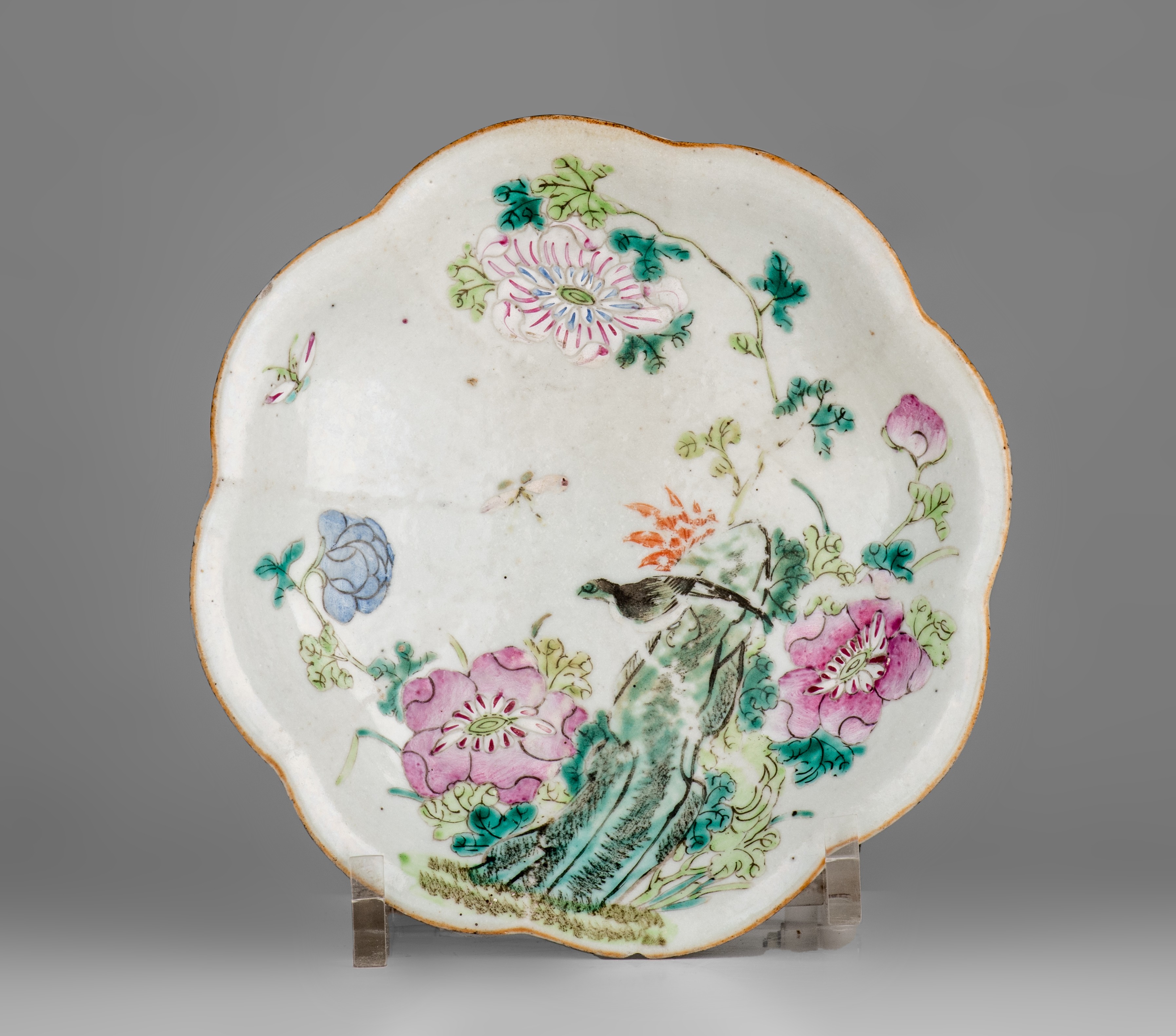 A collection of various Chinese porcelain ware, 18thC and later, largest ø 34,5 cm (5) - Image 25 of 45