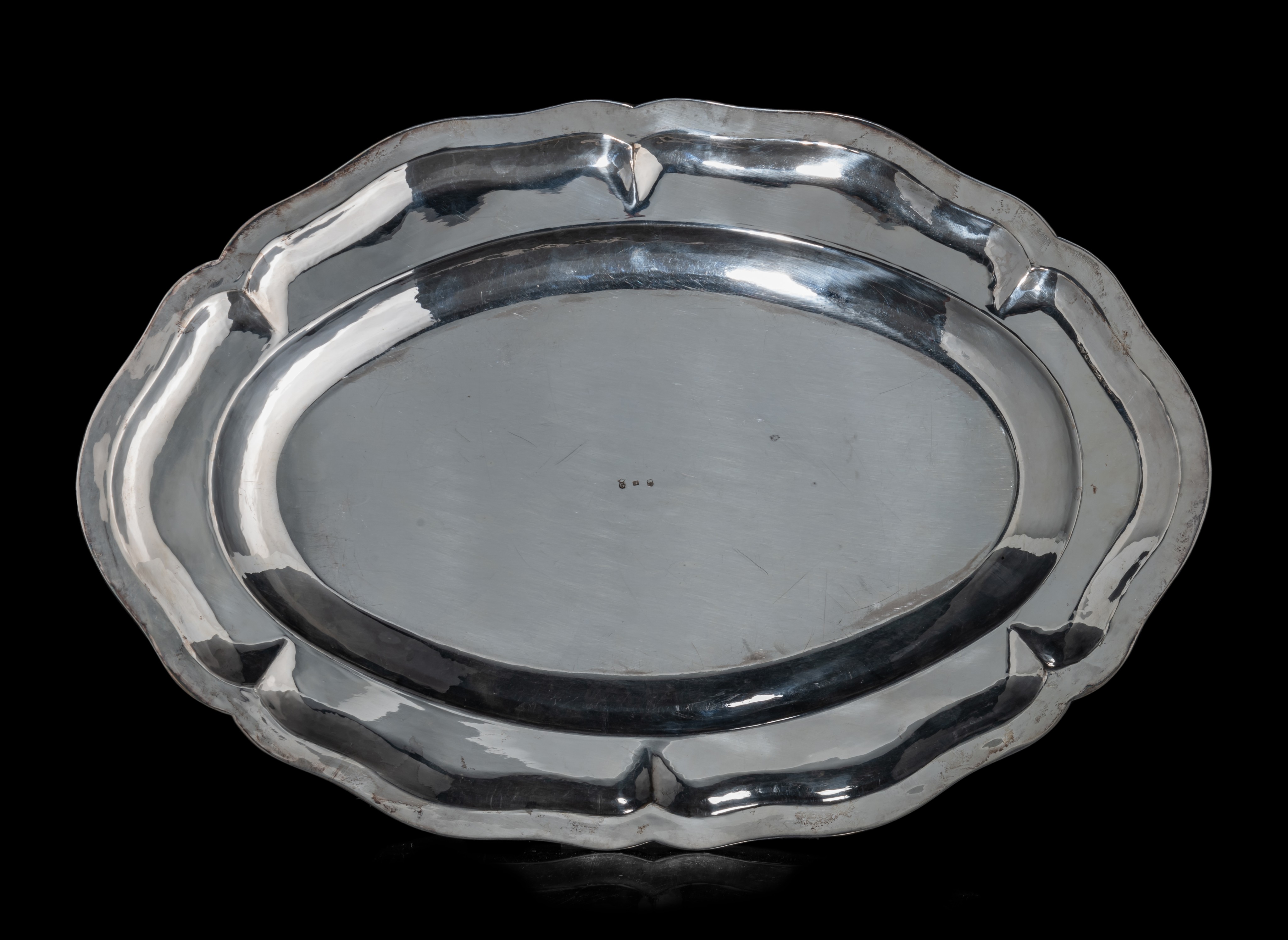 Two silver trays, 30,5 x 45,5/46 cm - total weight: ca. 2.521 g - Image 3 of 6