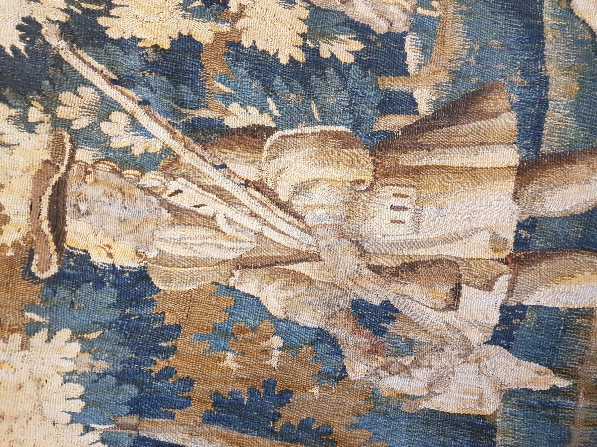 The falcon hunt, a verdure Aubusson tapestry, late 17thC, H 281 - W 267 cm - Image 10 of 39