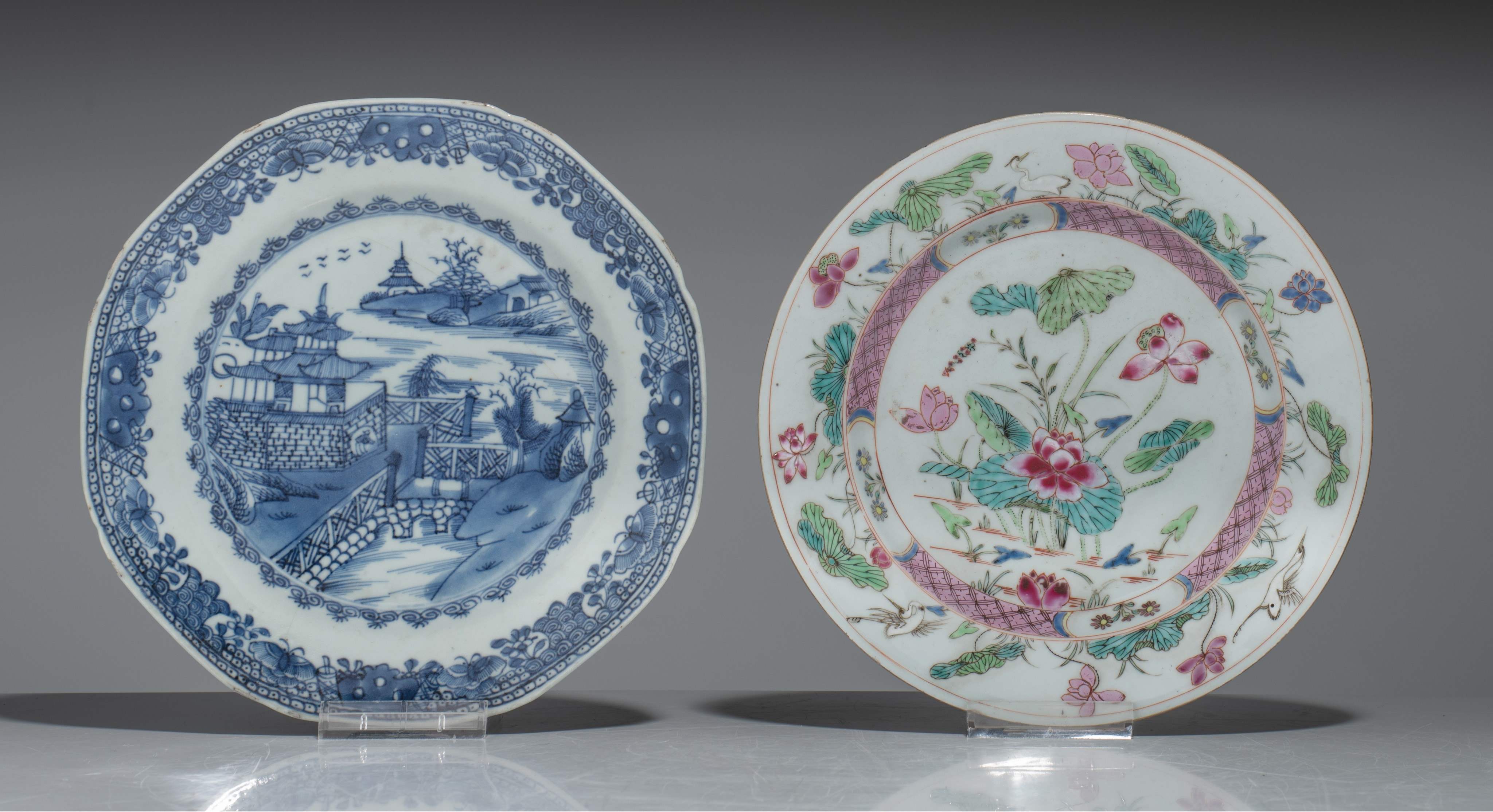 A collection of various Chinese export porcelain plates, Wanli, Qianlong and Guangxu period, ø 22 - - Image 10 of 11