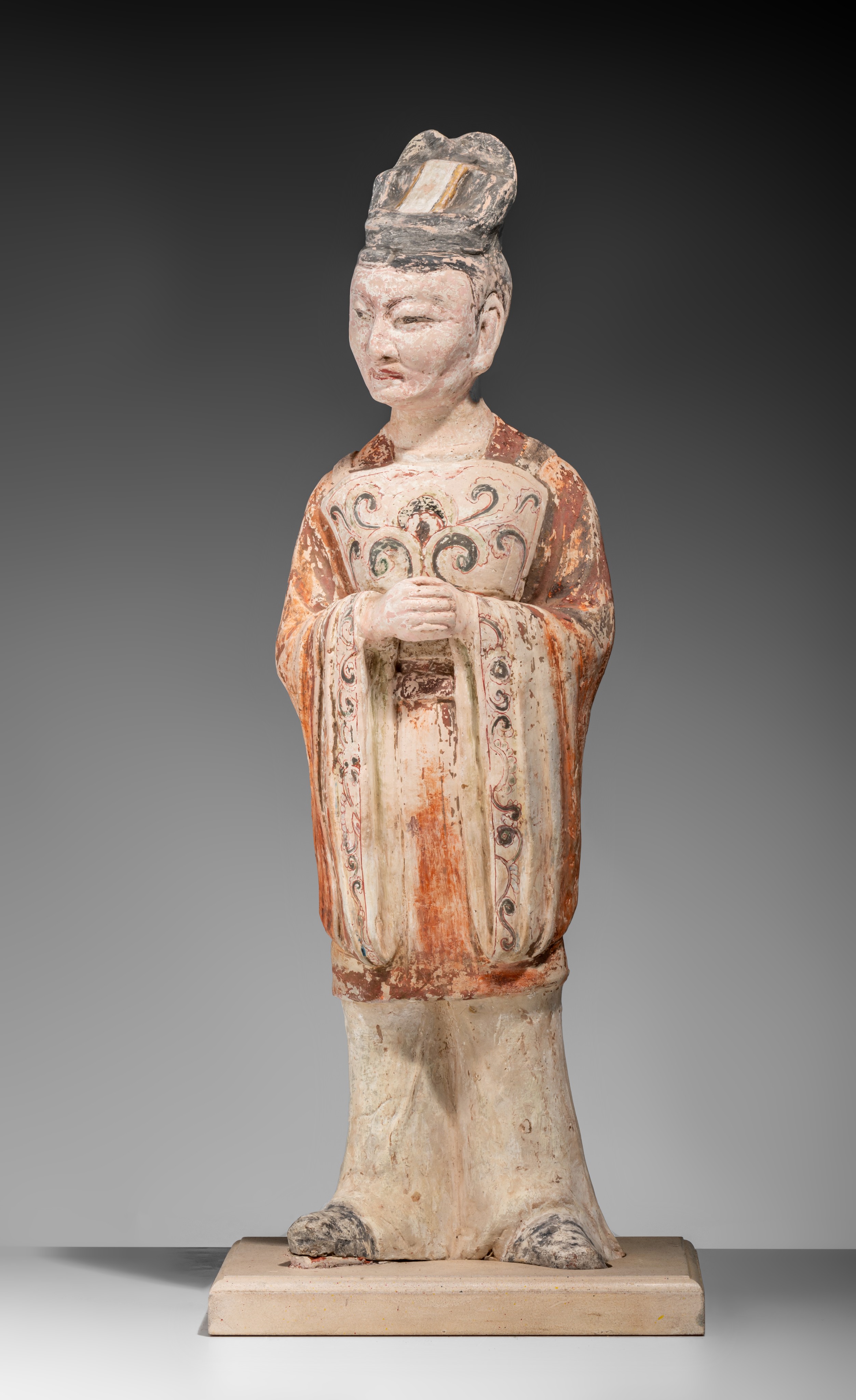 A series of two large Chinese painted pottery figures of officials, Tang dynasty, Total H 64,5 cm - Image 5 of 17