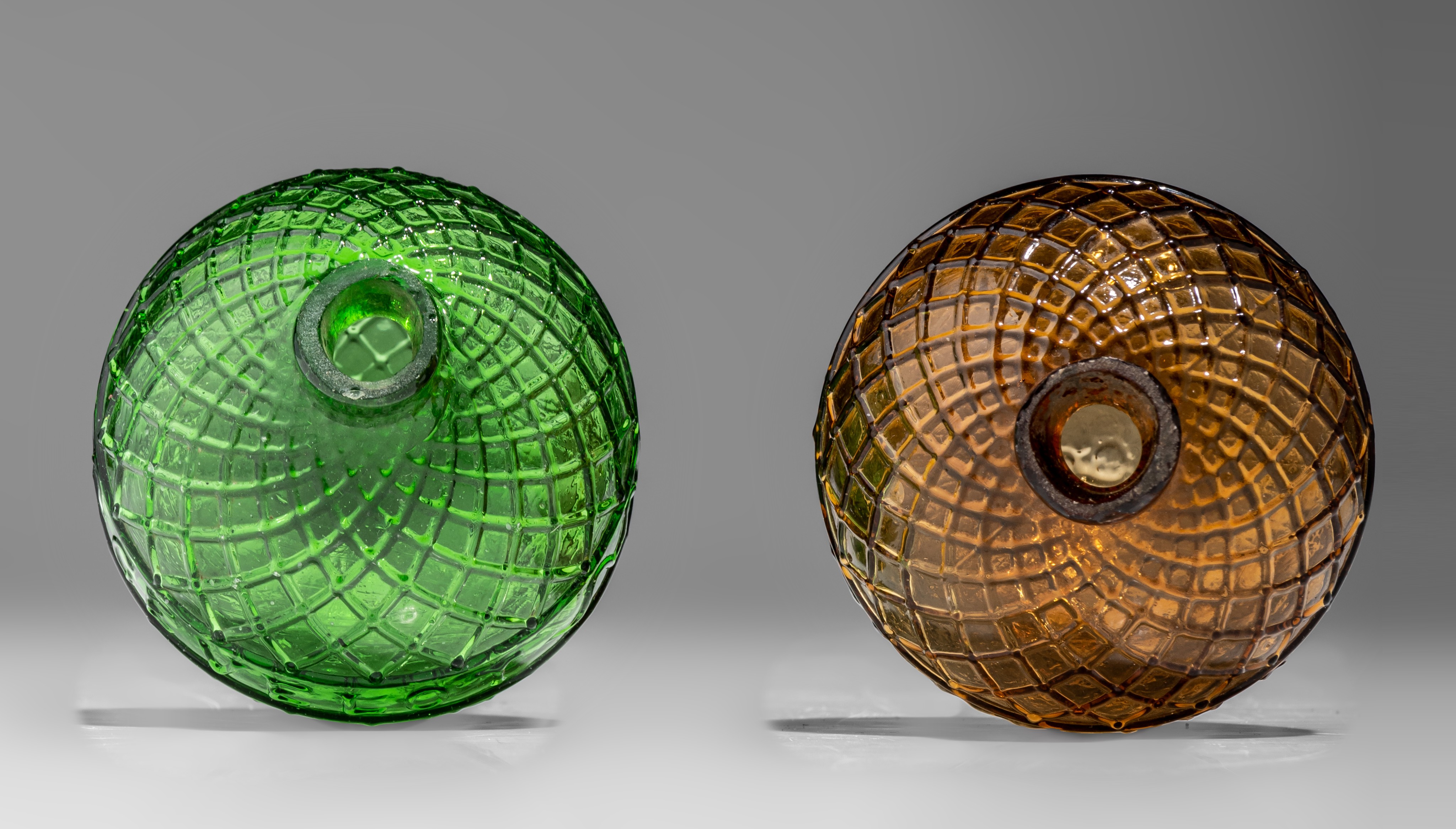 Two target balls, green and amber-coloured moulded glass, marked Gevelot - Paris, 1875-1900, H 7 cm - Image 8 of 9