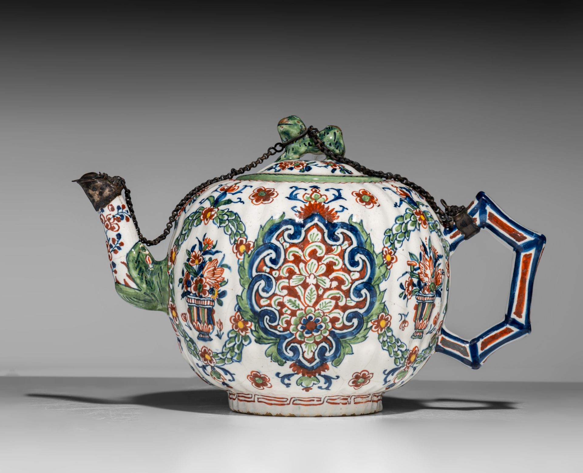 An 18thC Dutch Delft Kakiemon-style teapot, marked Lambertus van Eenhoorn, H 12 cm - Image 5 of 10