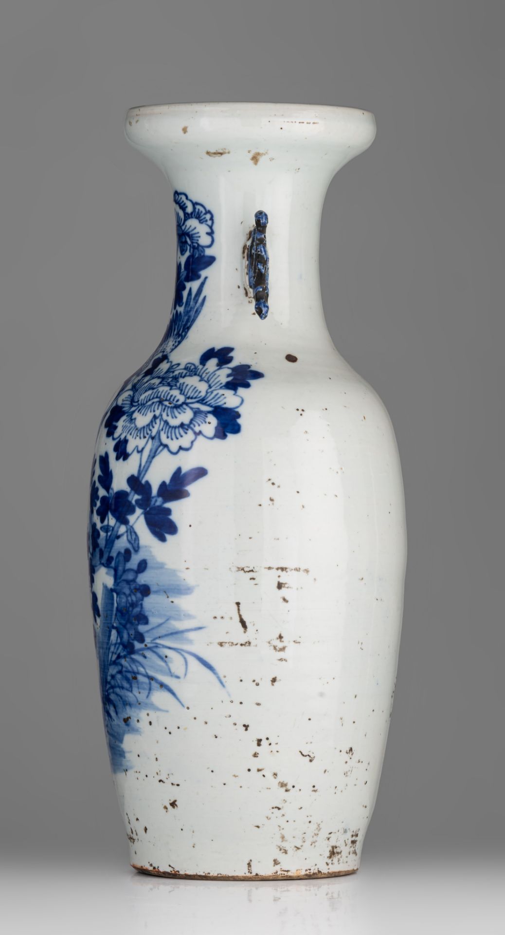 A Chinese famille rose 'Banquet' vase, and a blue and white vase, 19thC, H 59,5 - 65 cm - Image 9 of 13