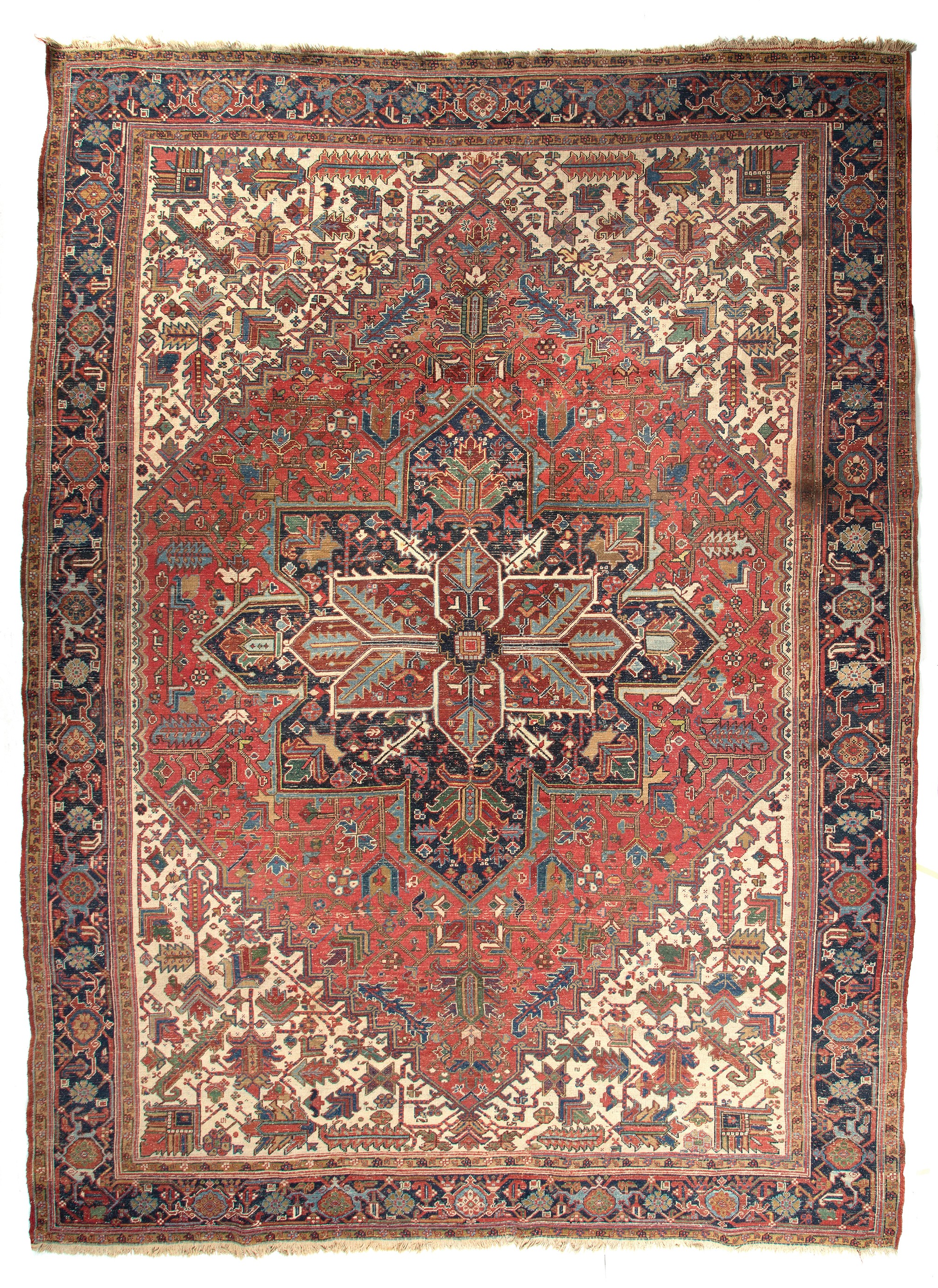 An Oriental woollen rug decorated with geometrical motifs, 280 x 388,5 cm - Image 2 of 6