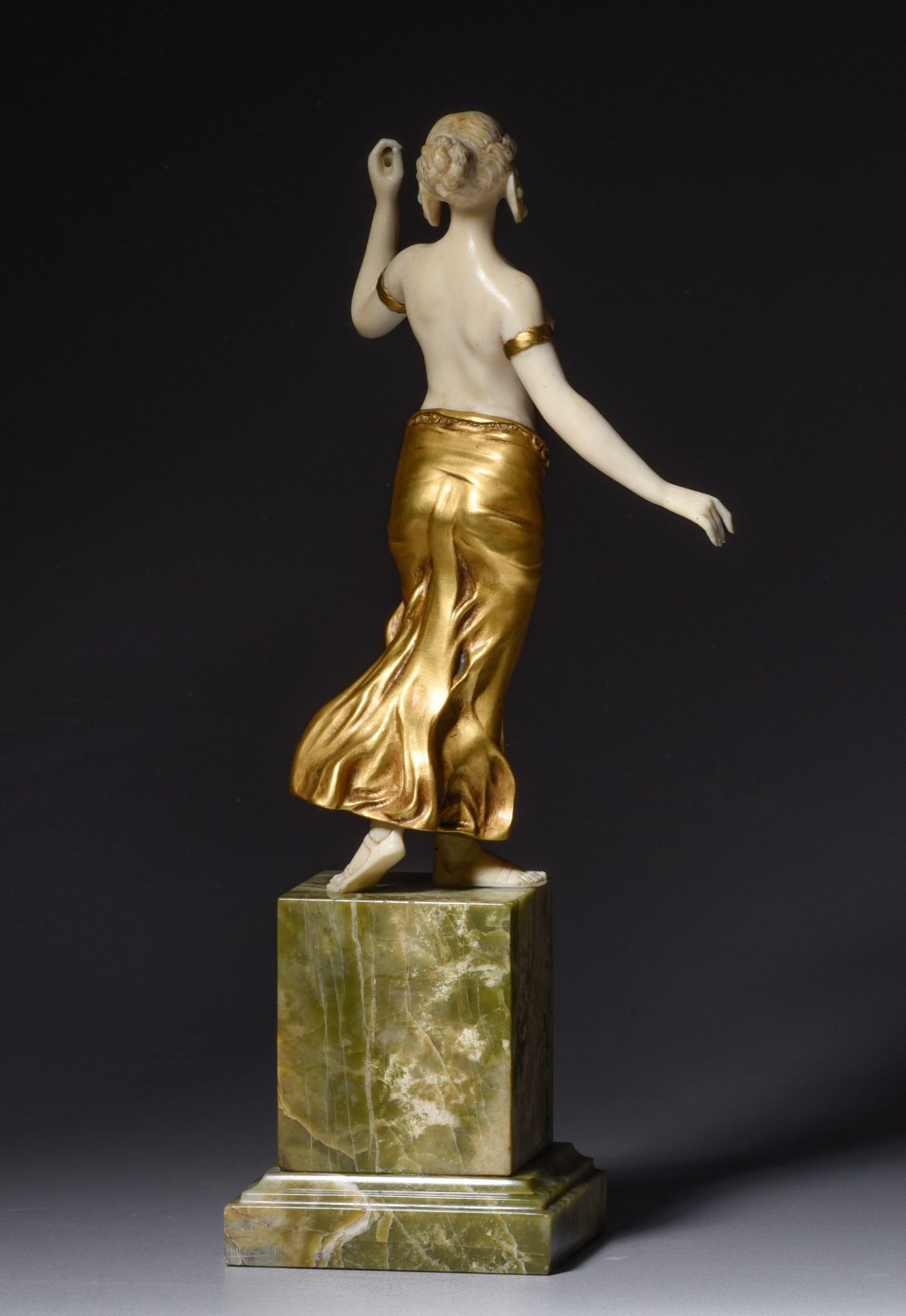 Chryselephantine statuette of a dancing Salomé, 1910-1920, H 25,2 cm - 1075 g (+) - Image 4 of 5