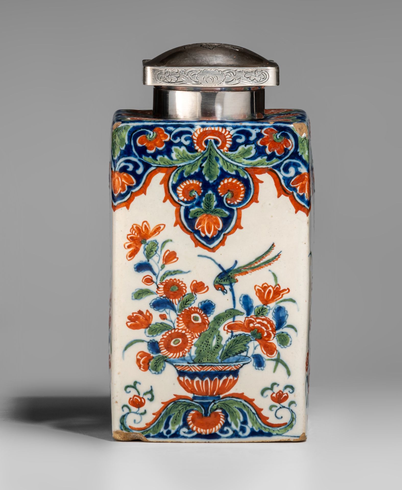 An 18thC Dutch Delft cashmere palette tea caddy, silver-mounted, H 17 cm - Image 3 of 9