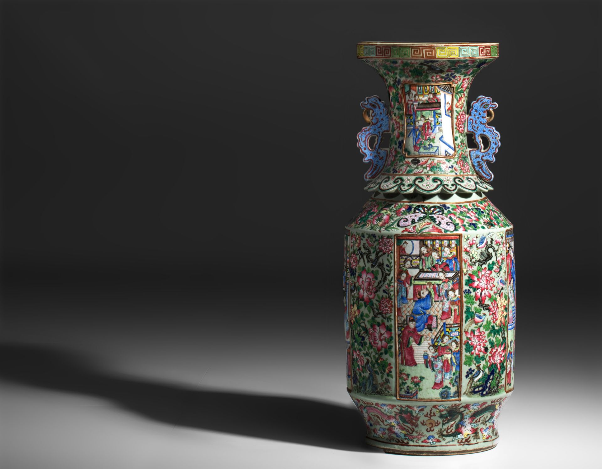 An imposing Chinese Canton famille rose vase, paired with stylised dragon handles, 19thC, H 85,4 cm - Image 3 of 14