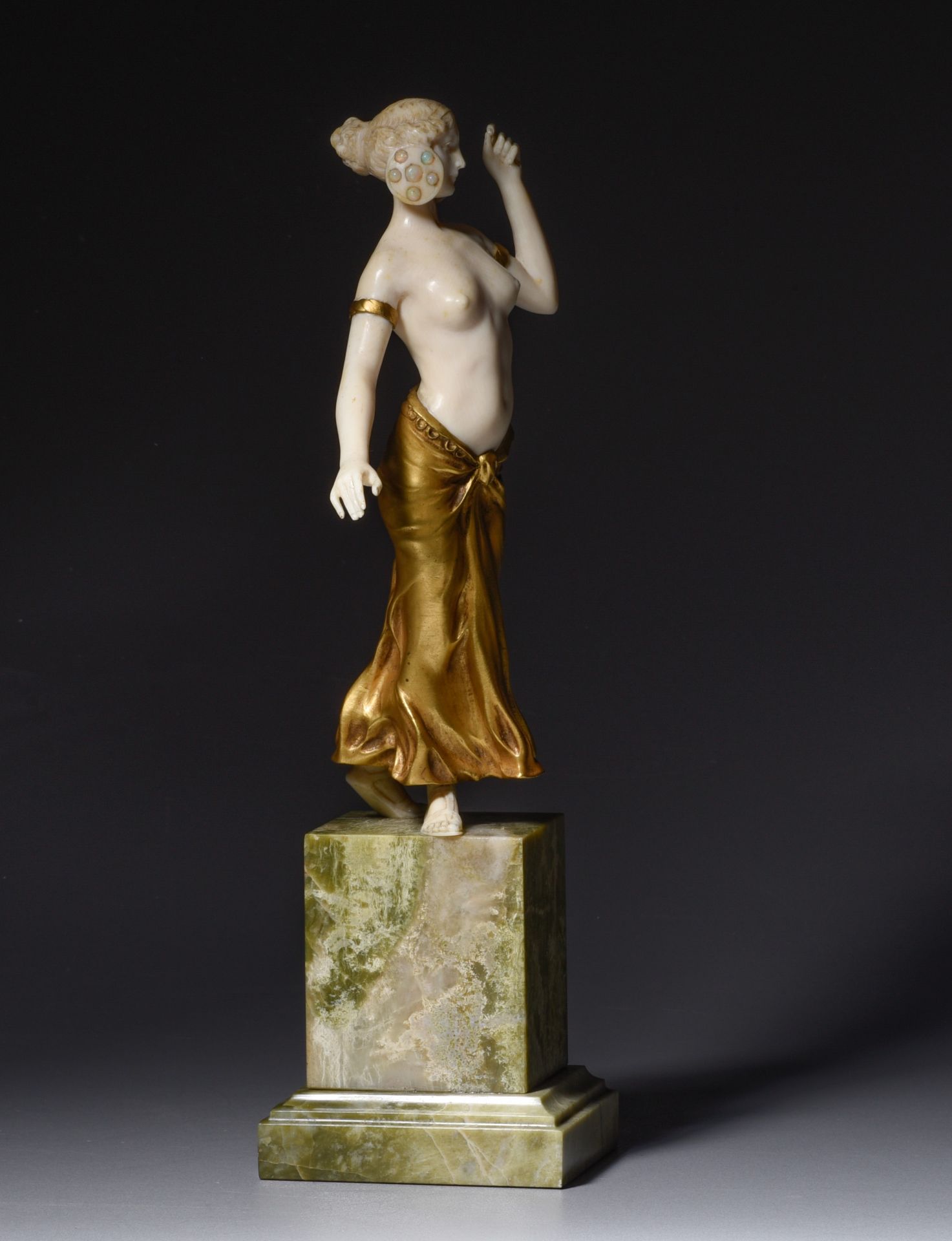 Chryselephantine statuette of a dancing Salomé, 1910-1920, H 25,2 cm - 1075 g (+) - Image 5 of 5