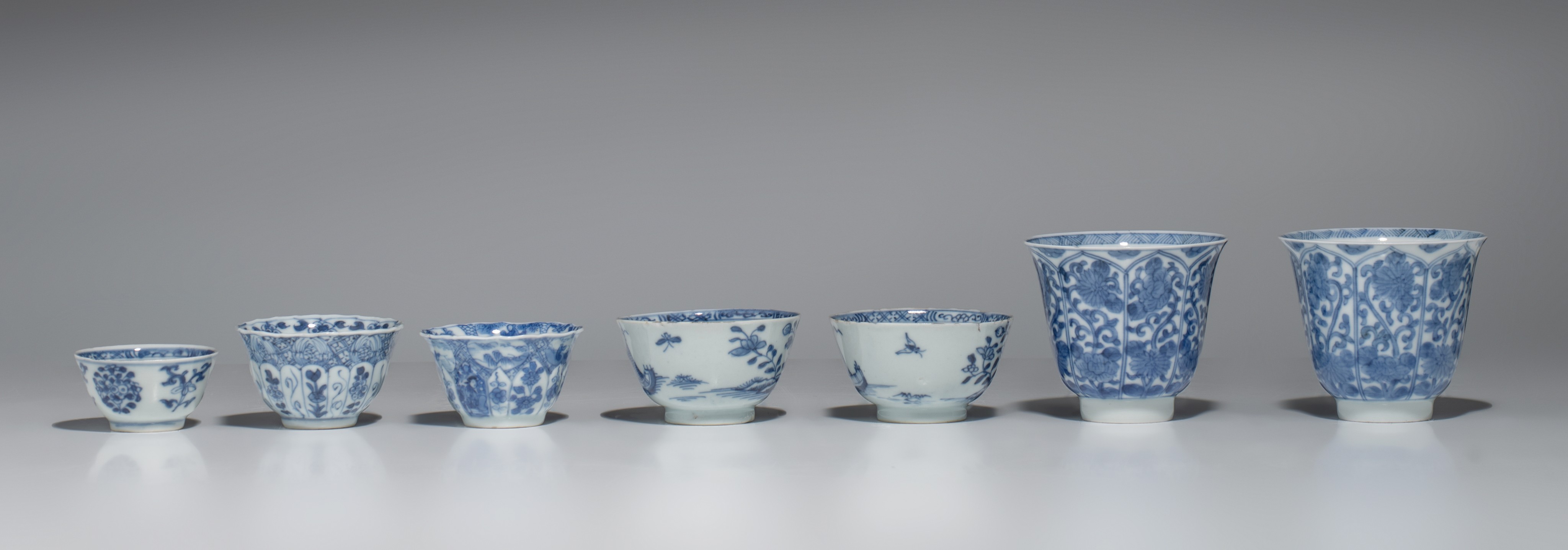 A collection of blue and white tea ware, Kangxi period, largest x cm - Image 9 of 13