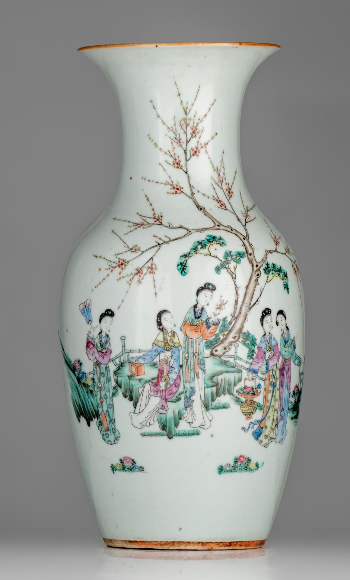 Four Chinese famille rose vases, some with a signed text, 19thC and Republic period, H 42,5 - 43,5 c - Bild 2 aus 20
